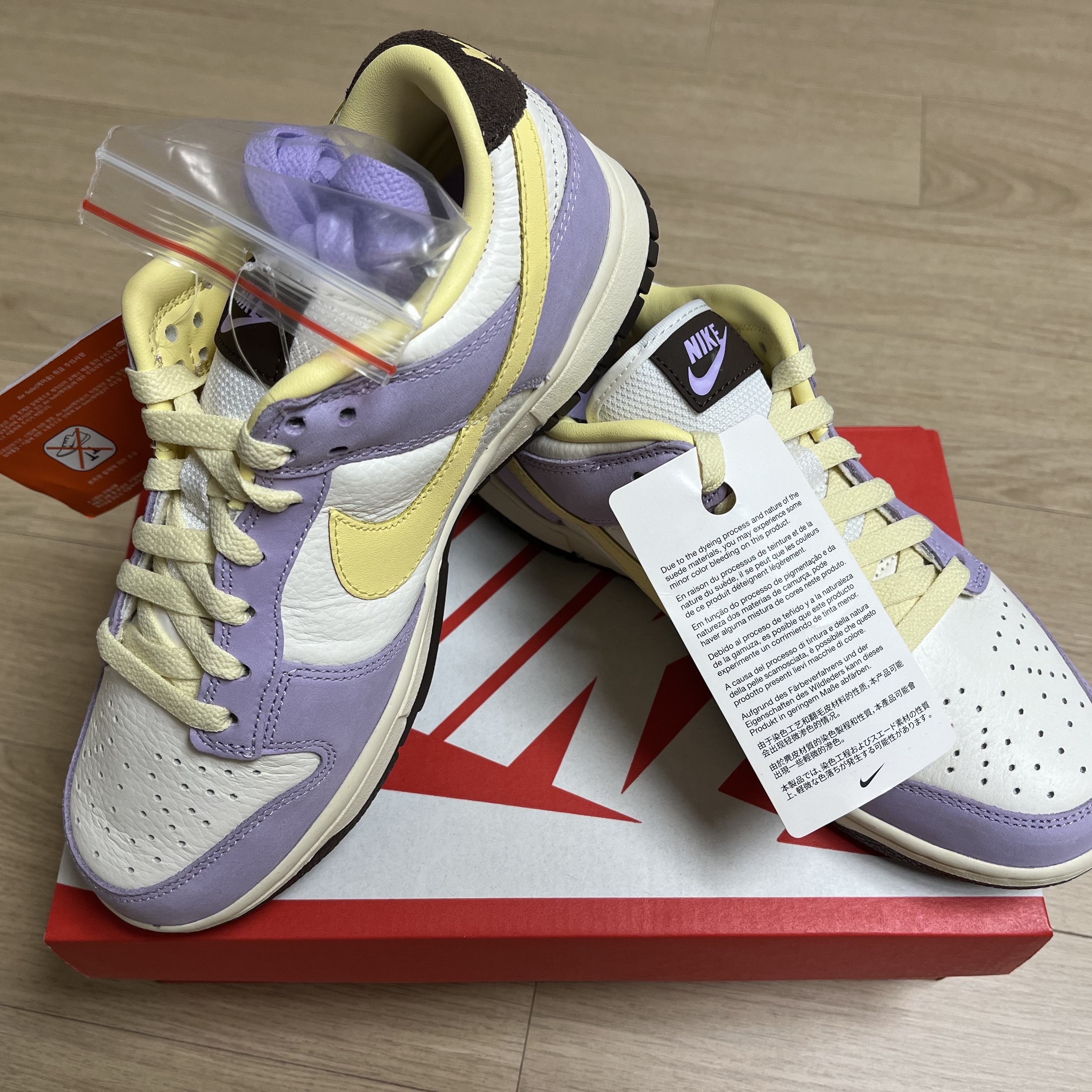 (W) Nike Dunk Low PRM Lilac Bloom Sail 착용 스타일