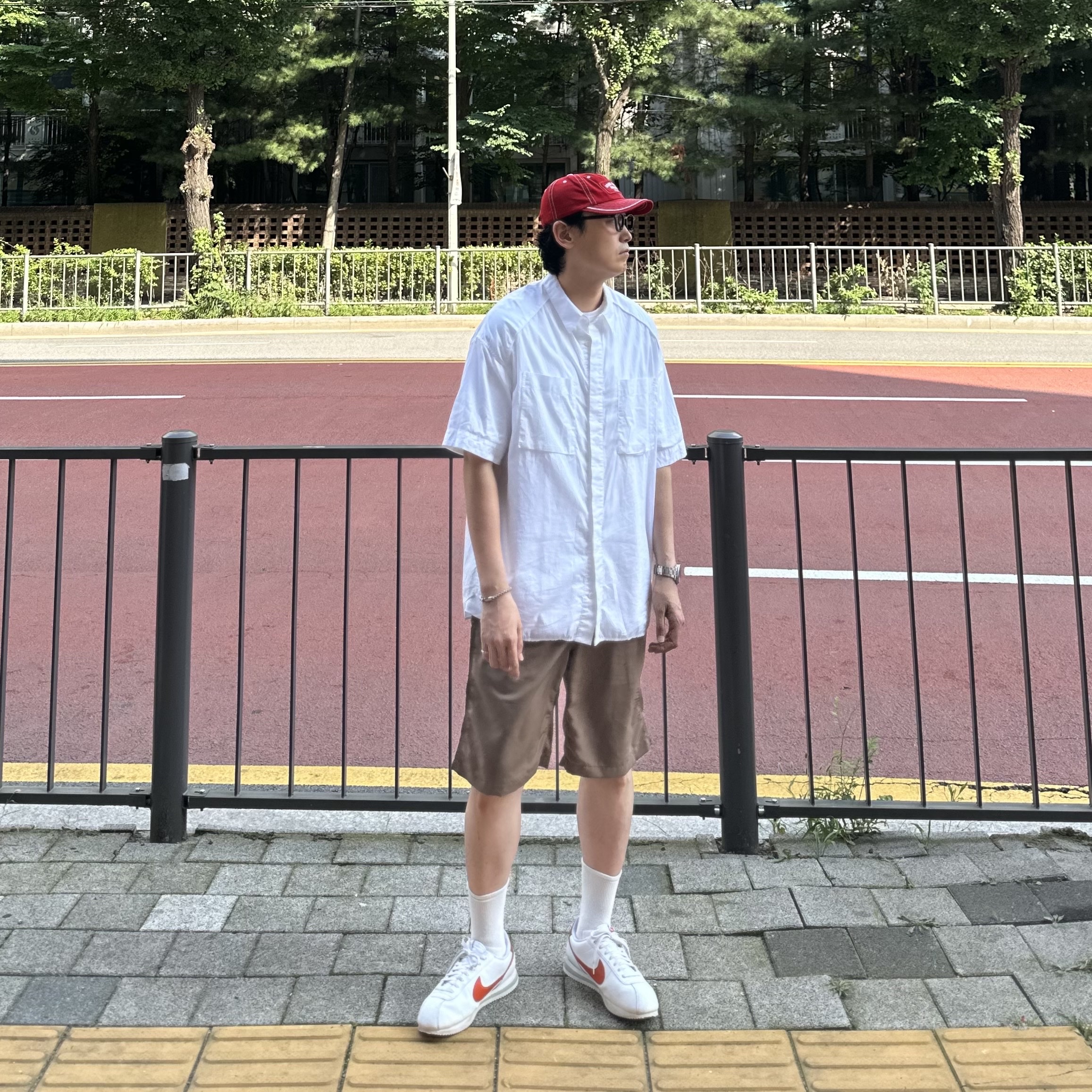 Needles String Cowboy Shorts Beige, Nike Cortez White Campfire Orange 착용 스타일 - 1