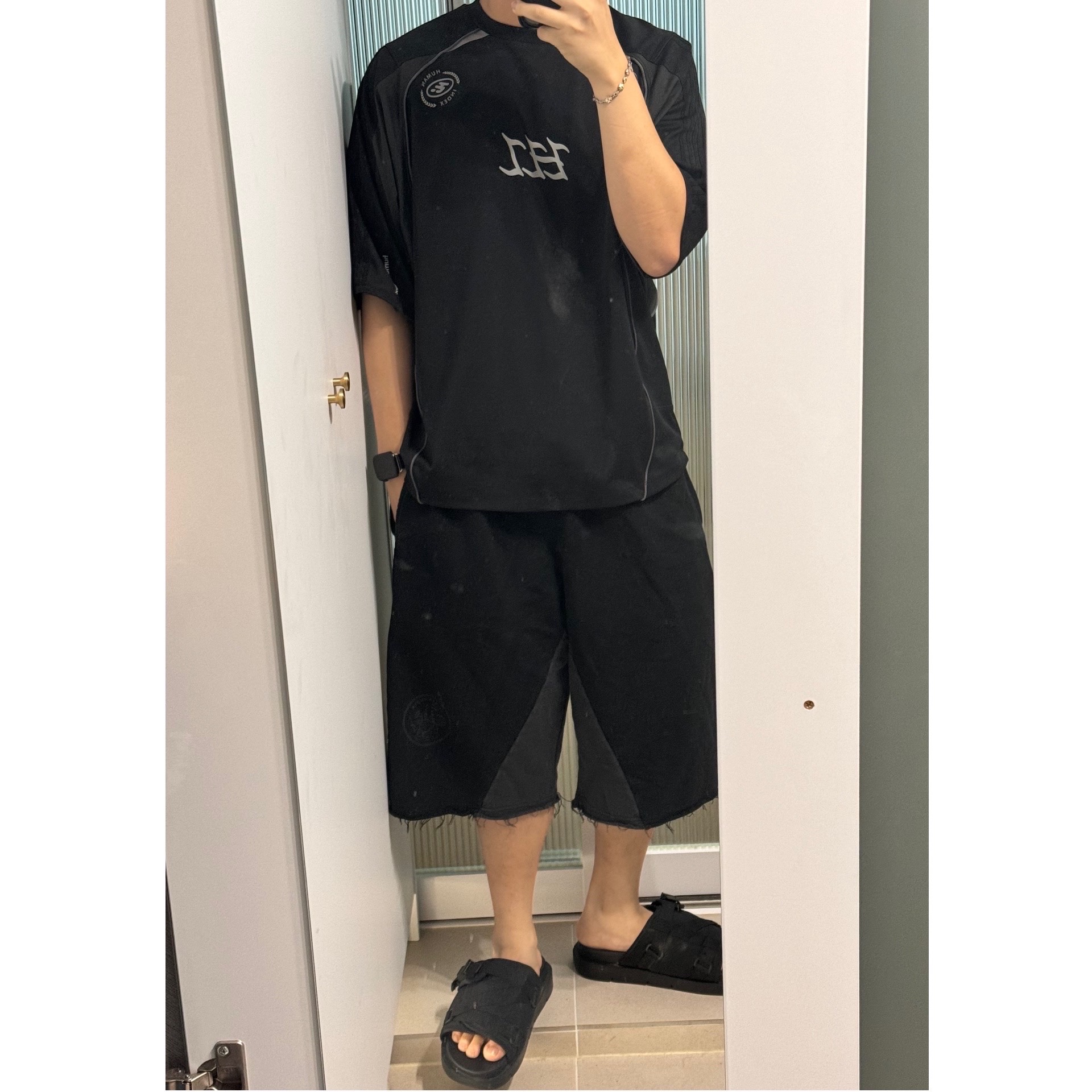 Polyteru Human Index Index 1/2 Jersey T-Shirt Black/Charcoal, Polyteru Human Index Human 1/2 Sweat Pants Black 착용 스타일 - 2