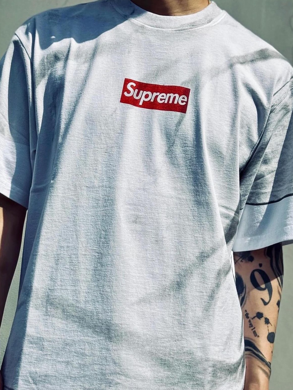 Supreme x MM6 Maison Margiela Split Varsity Jacket Multicolor - 24SS, Supreme First T-Shirt White - 24SS 착용 스타일 - 3