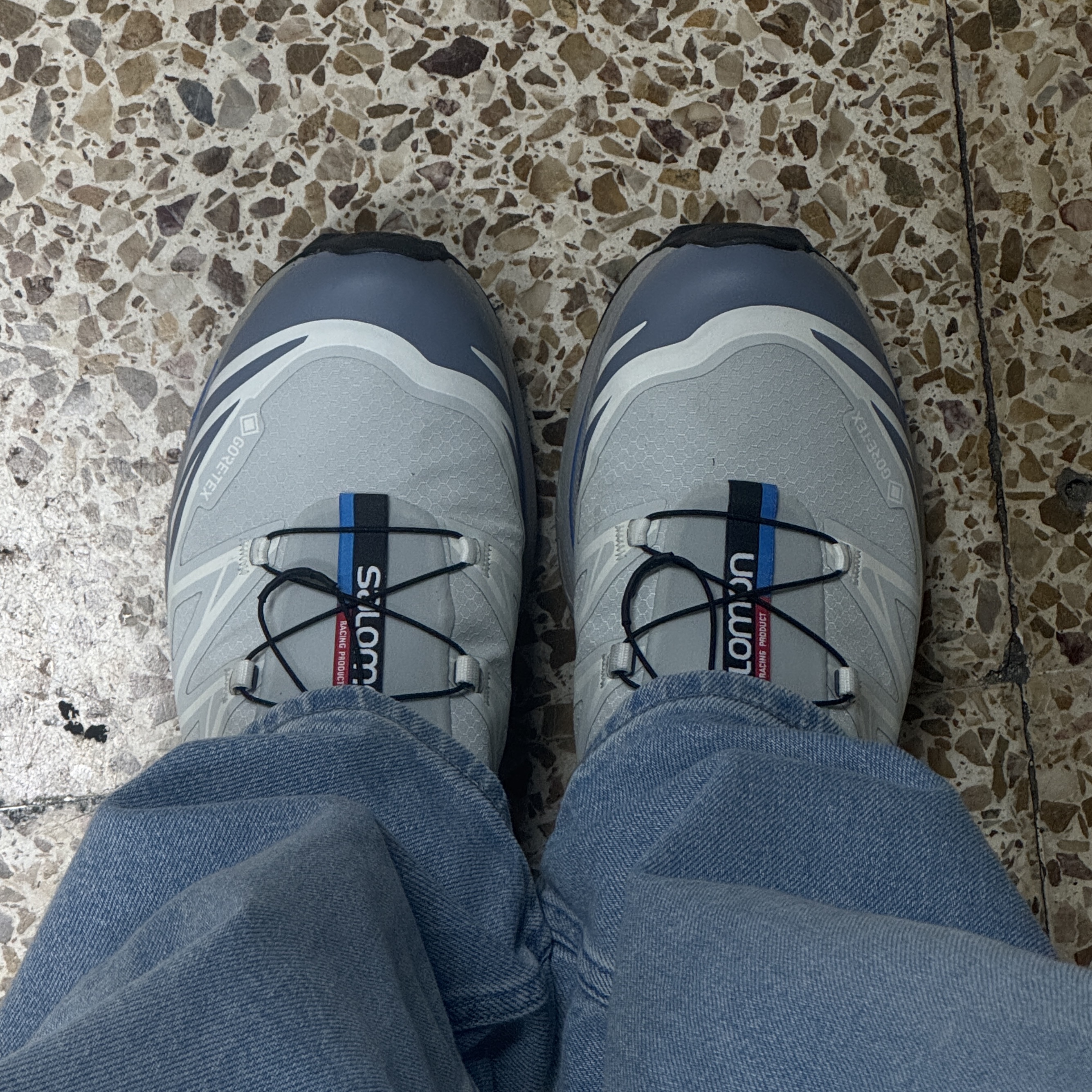 Salomon XT-6 GTX Metal Flint Stone 착용 스타일