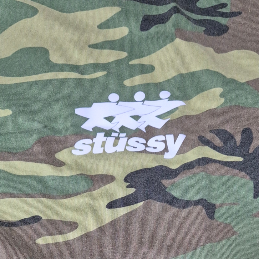 Stussy Surfwalk T-Shirt Camo 착용 스타일 - 3