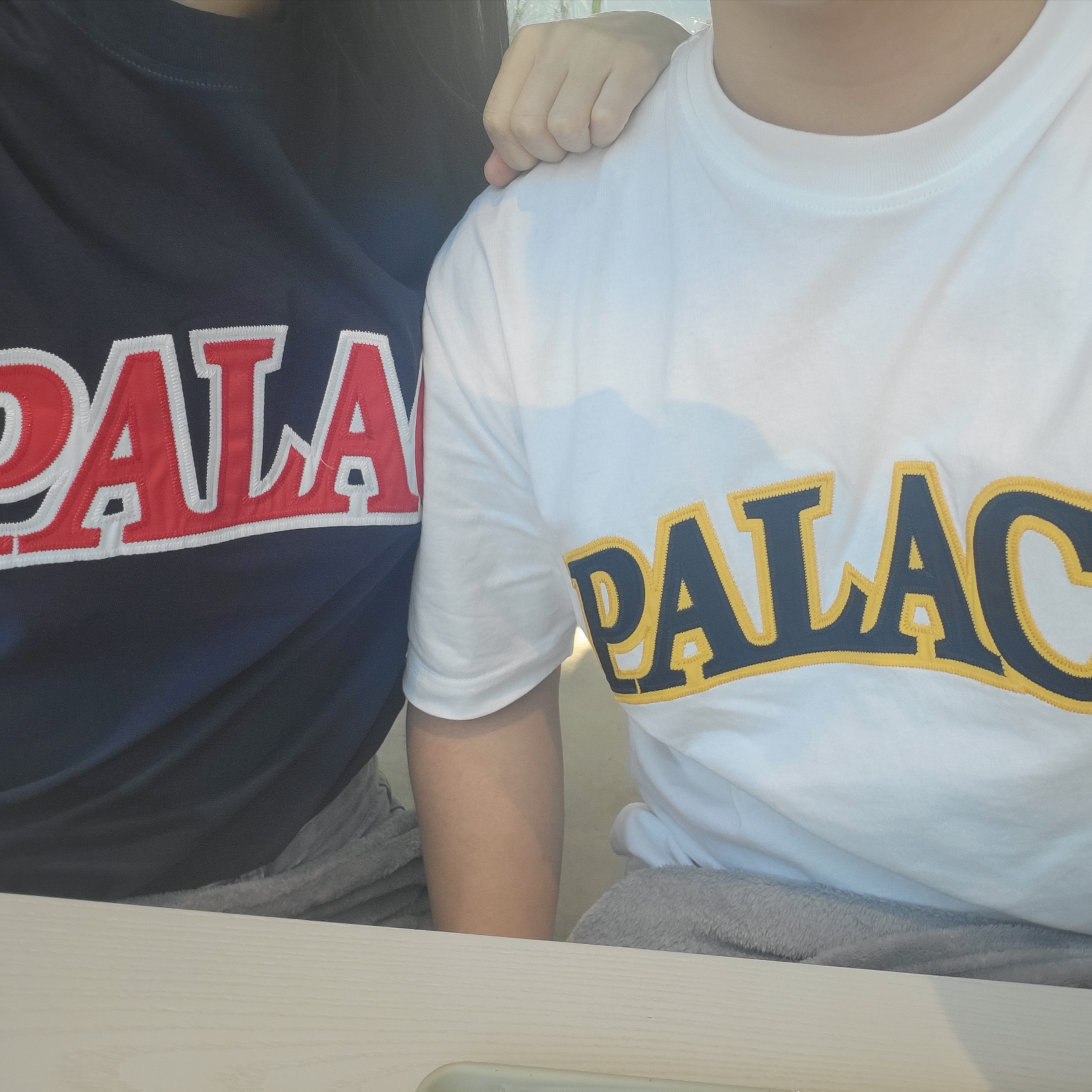 Palace Arc Applique T-Shirt White - 24SS, Palace Arc Applique T-Shirt Navy - 24SS 착용 스타일