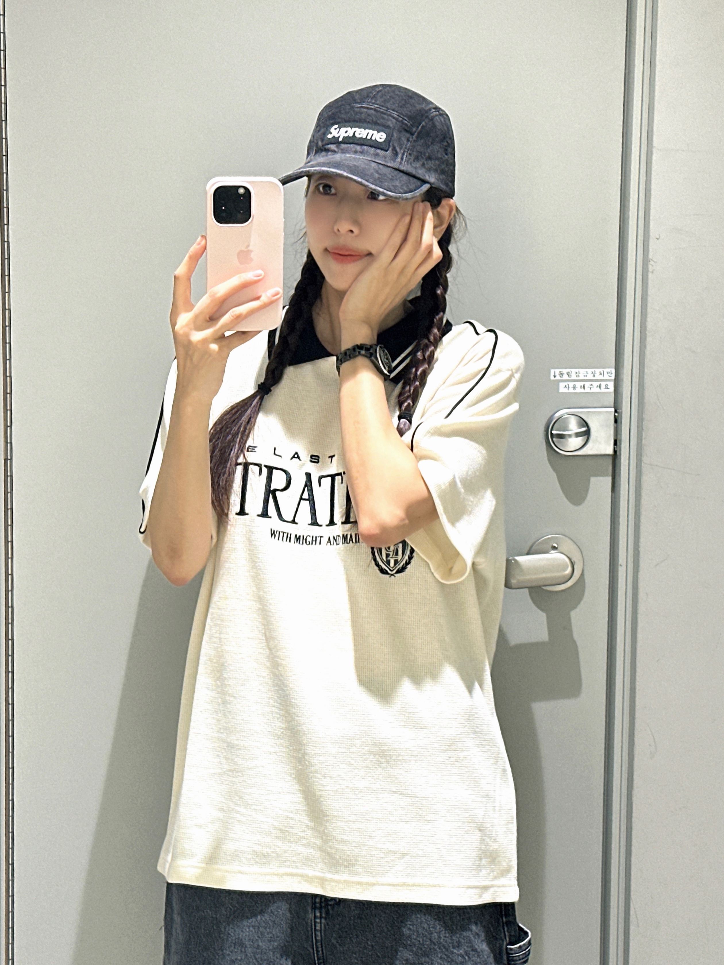 Chanel J12 Watch 33mm Quartz Black, Supreme Denim Camp Cap Black - 23SS 착용 스타일 - 2