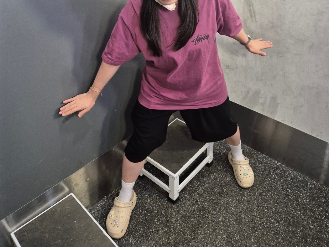 Stussy Chain Link T-Shirt Berry 착용 스타일