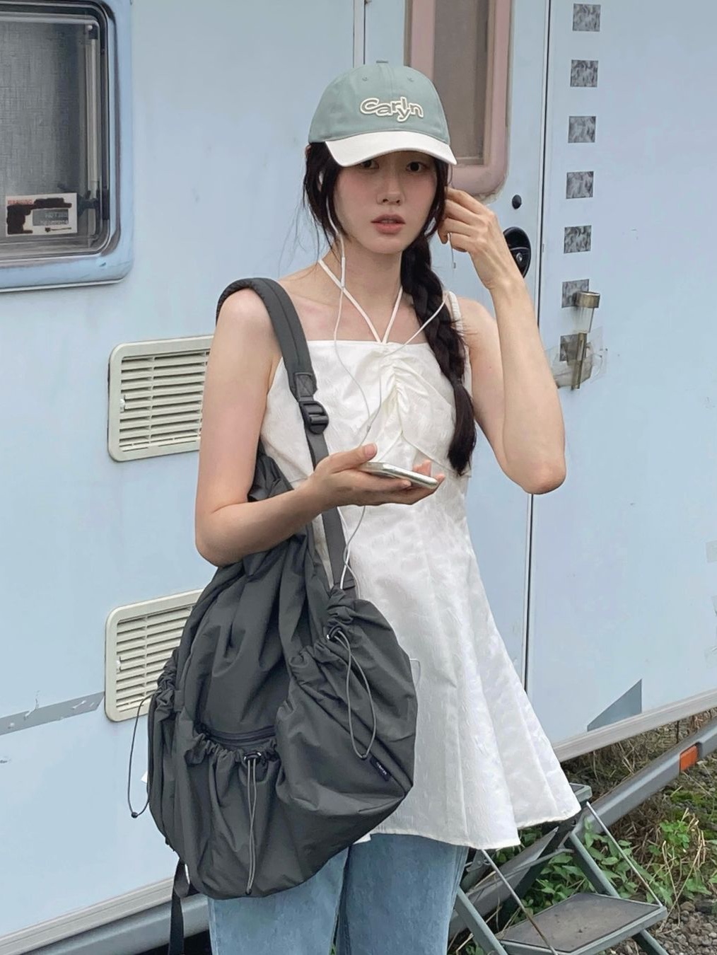 Carlyn Volume Logo Cap Mint_J74102010MT, Carlyn Volume Logo Cap Beige_J74102010E 착용 스타일