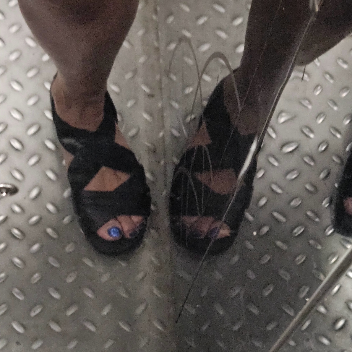 (W) Camper Right Leather Cross Strap Sandals Black, (W) Helen Kaminski Bianca Nougat Natural Logo 착용 스타일 - 5