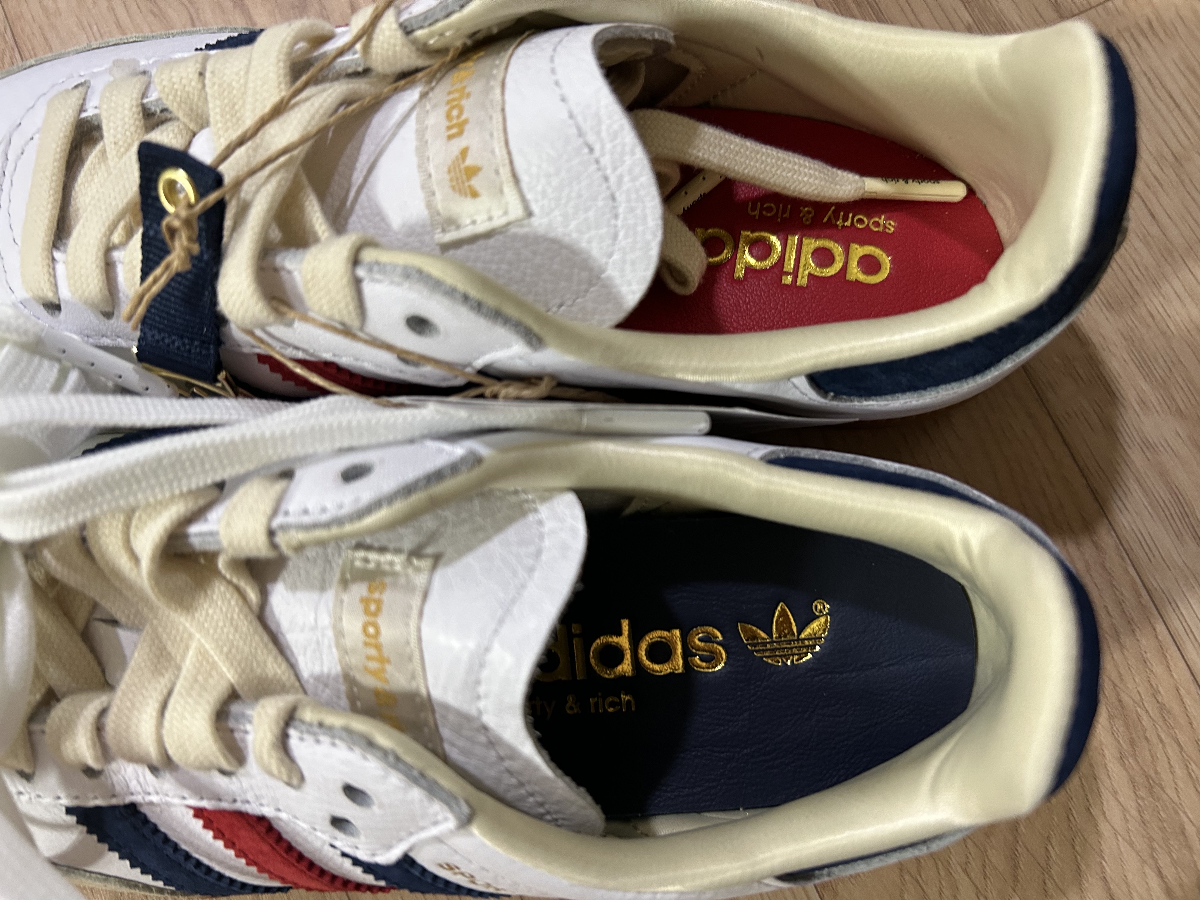 Adidas x Sporty & Rich Samba OG Cloud White Night Indigo 착용 스타일