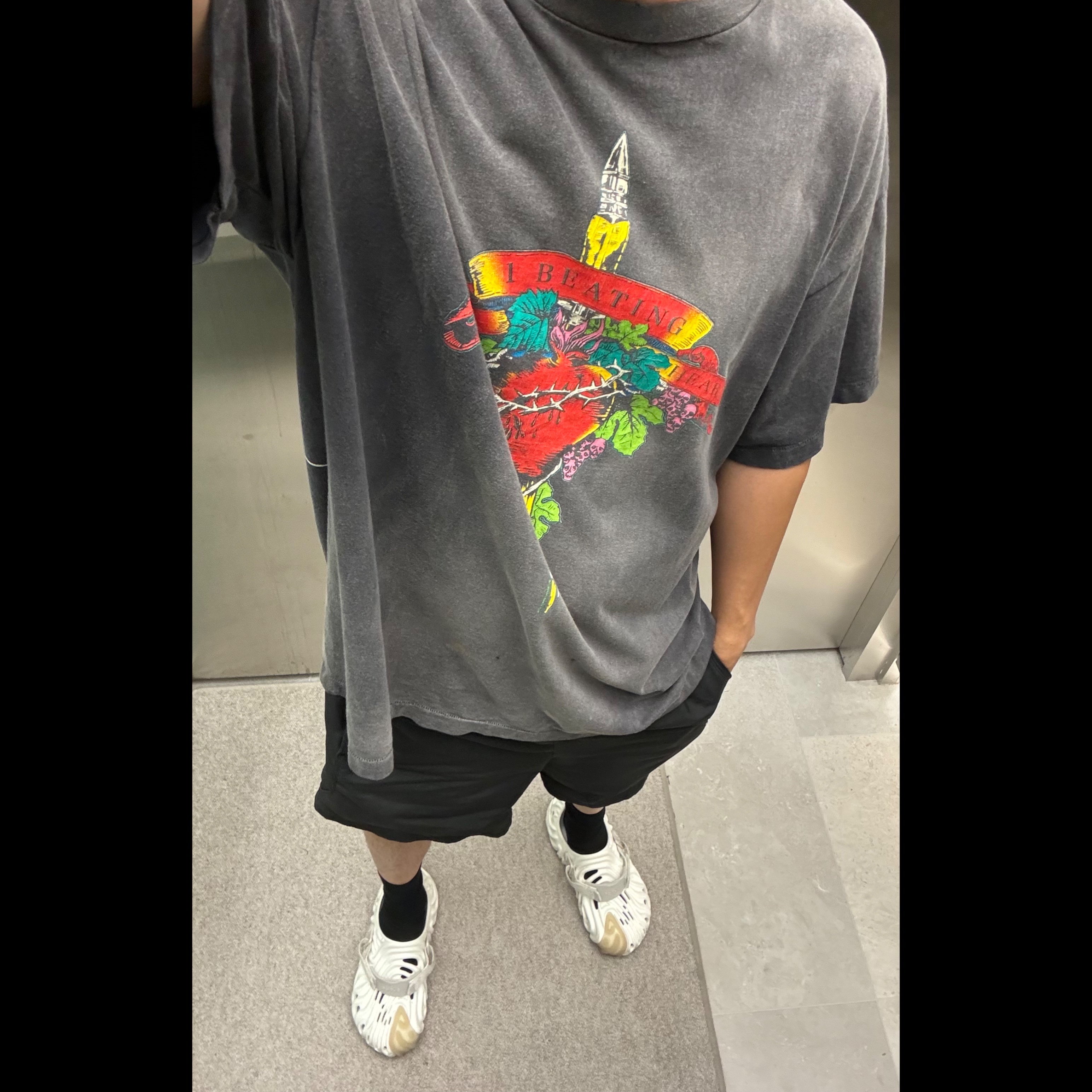 Saint Mxxxxxx x Lastman Beating S/S T-Shirt Black - 24SS, Crocs x Salehe Bembury Pollex Clog Stratus 착용 스타일