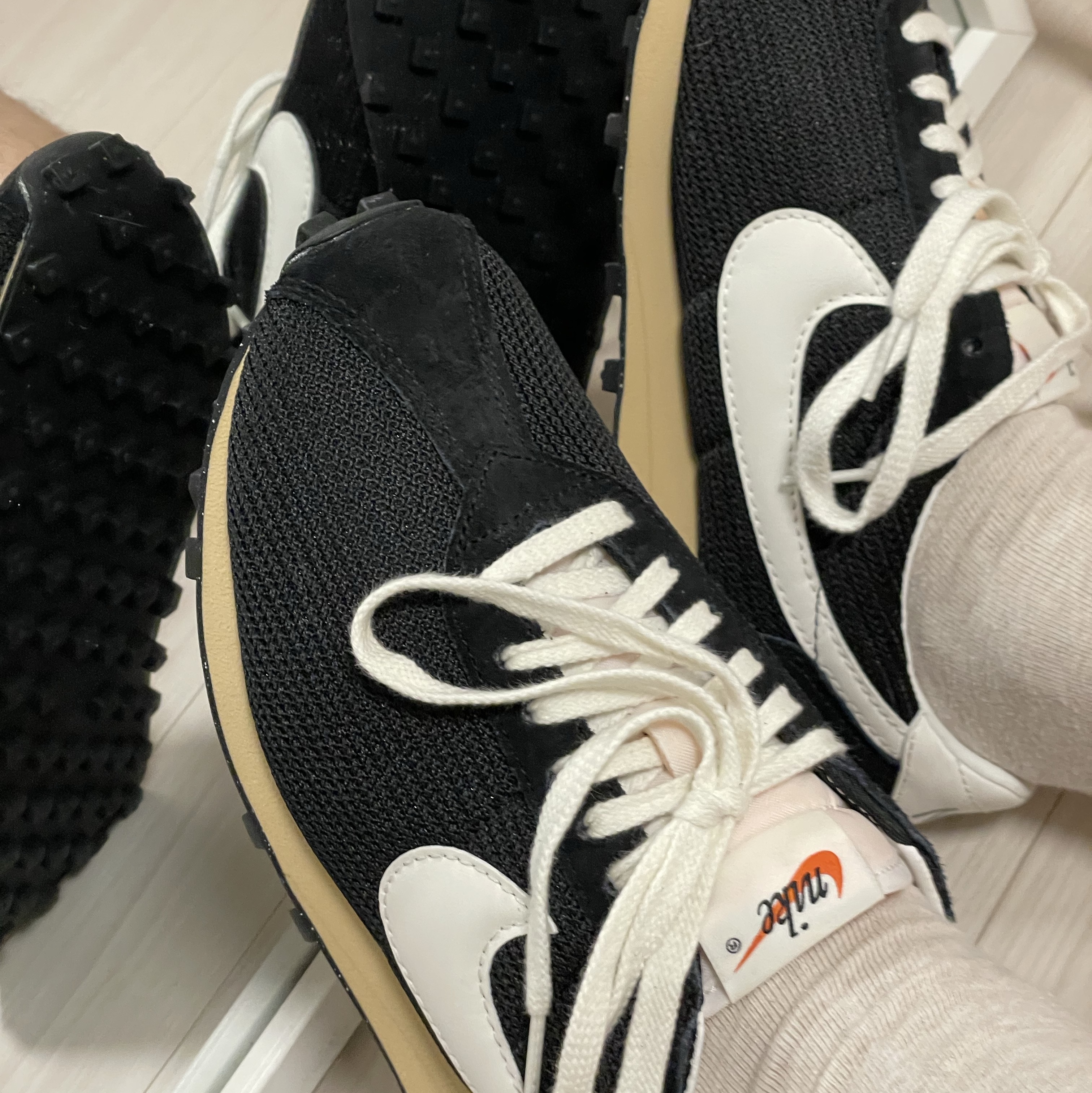 Nike LD-1000 SP Black and Sail 착용 스타일 - 2