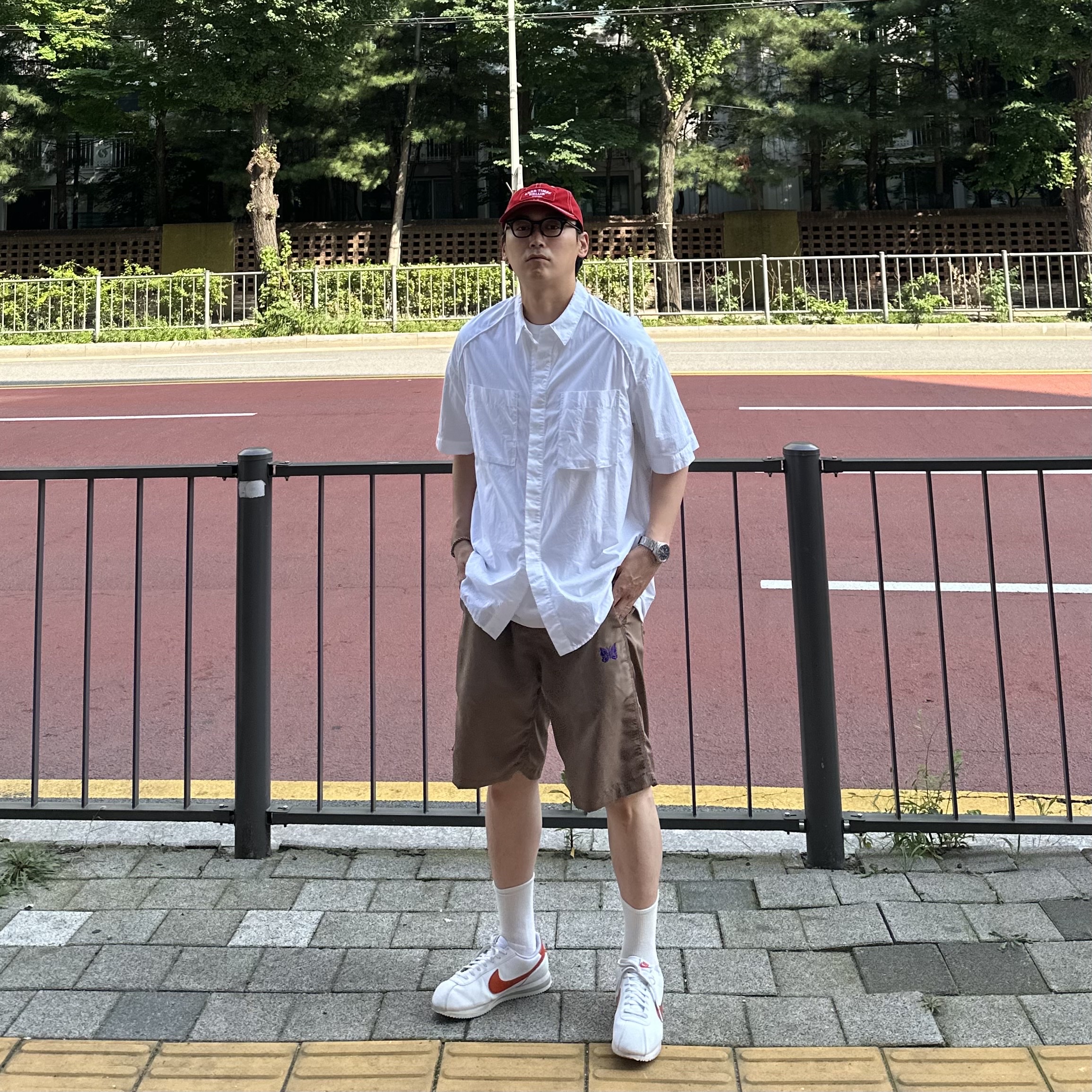 Needles String Cowboy Shorts Beige, Nike Cortez White Campfire Orange 착용 스타일 - 3