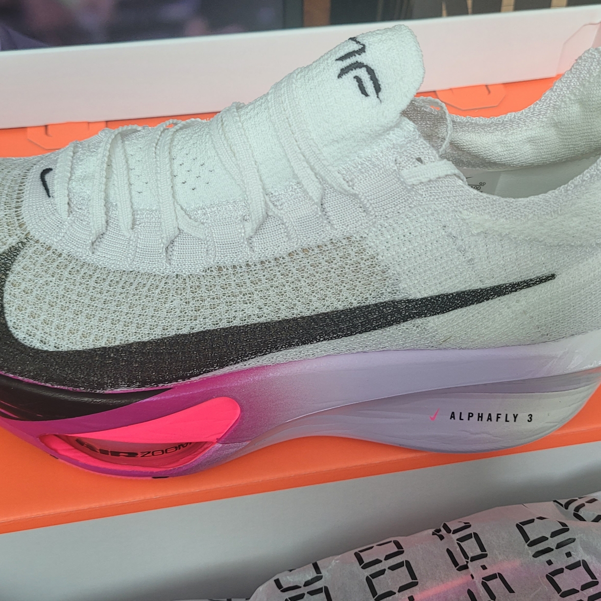 Nike Air Zoom Alphafly Next% 3 Hyper Pink 착용 스타일 - 5