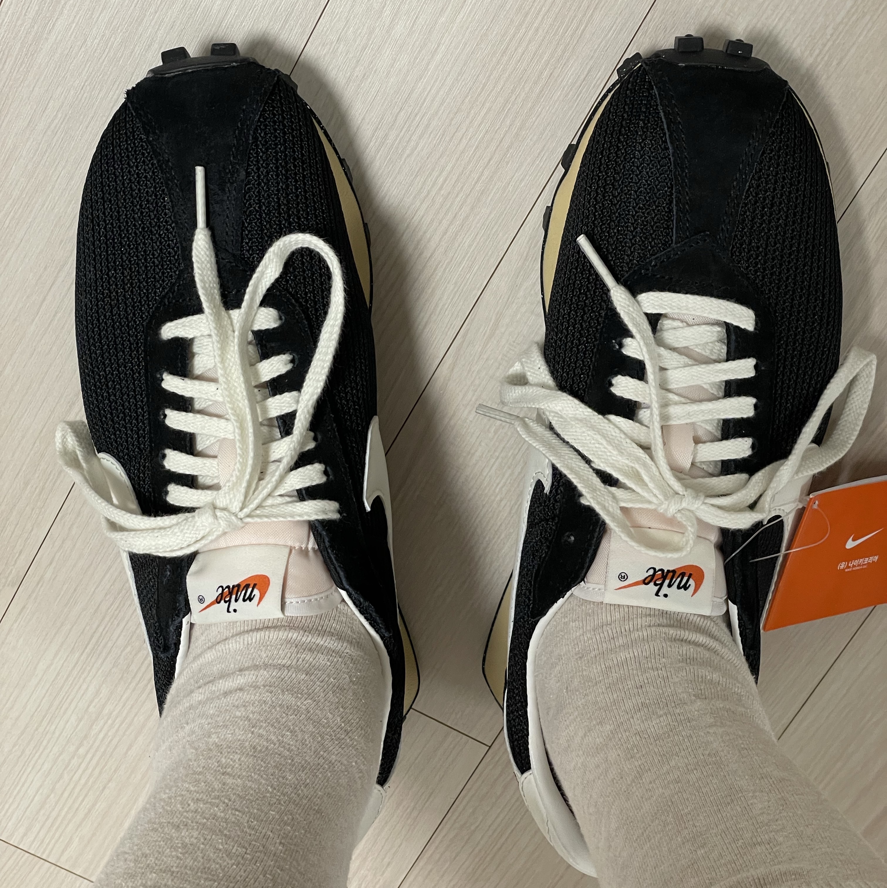 Nike LD-1000 SP Black and Sail 착용 스타일 - 3