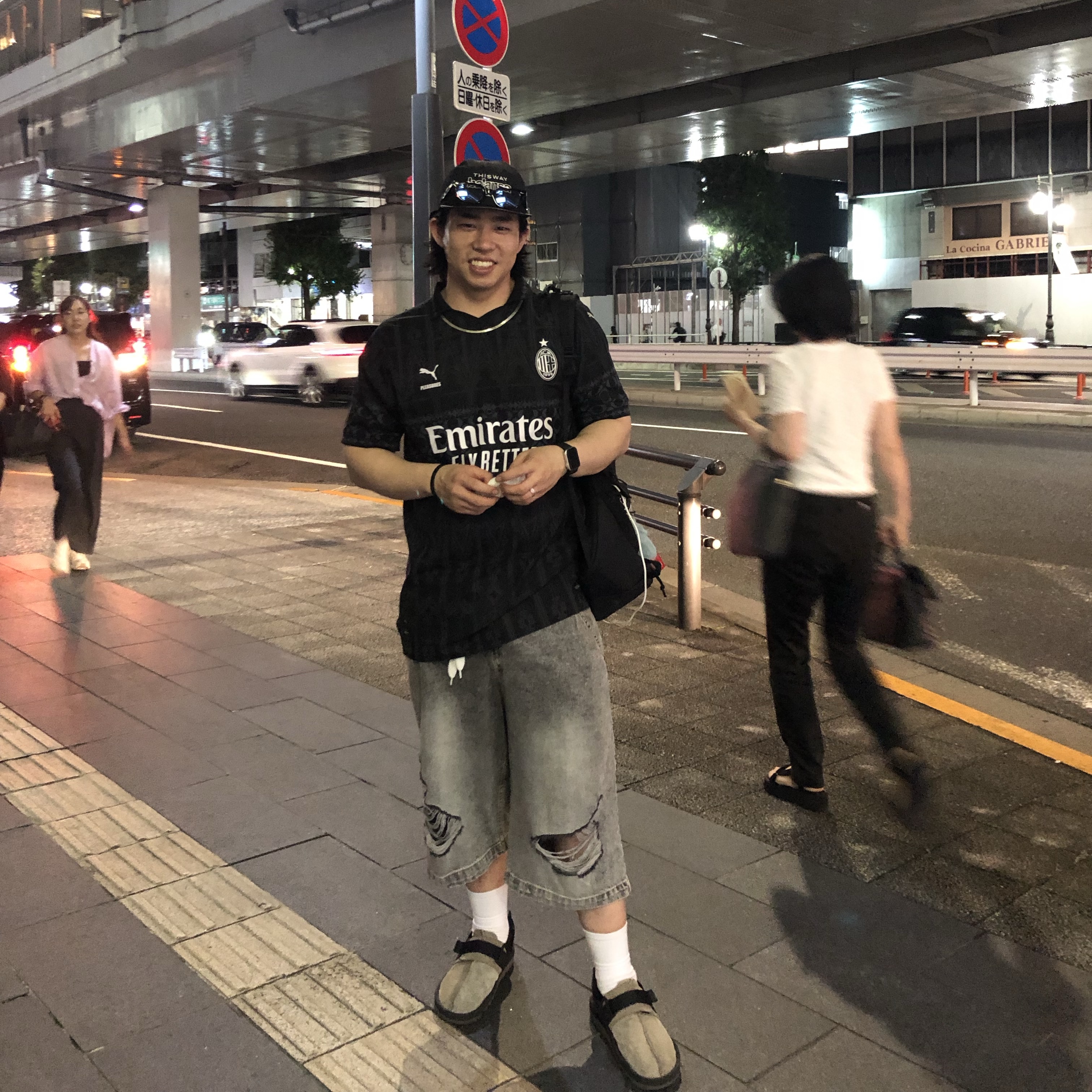 Puma x Pleasures AC Milan  2023/24 4th Jersey Authentic Puma Black Asphalt (Non Marking Ver.), Reebok Beatnik Nutmeg 착용 스타일 - 1