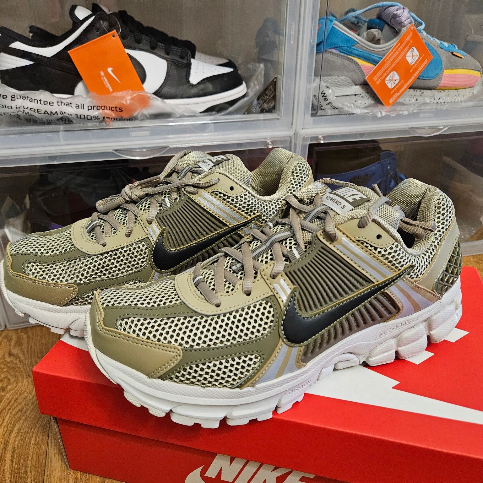 Nike Zoom Vomero 5 Neutral Olive Medium Olive 착용 스타일 - 1