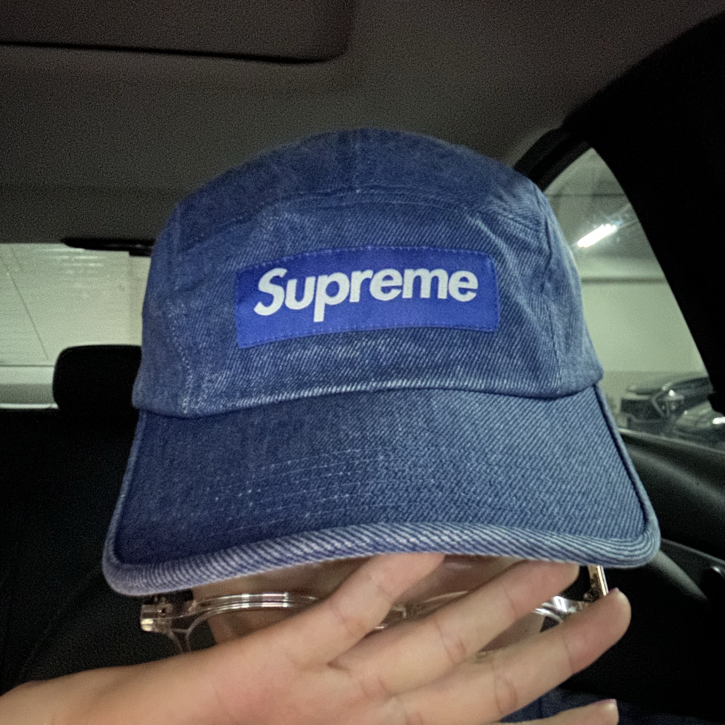 Supreme Coated Denim Camp Cap Royal - 24SS 착용 스타일