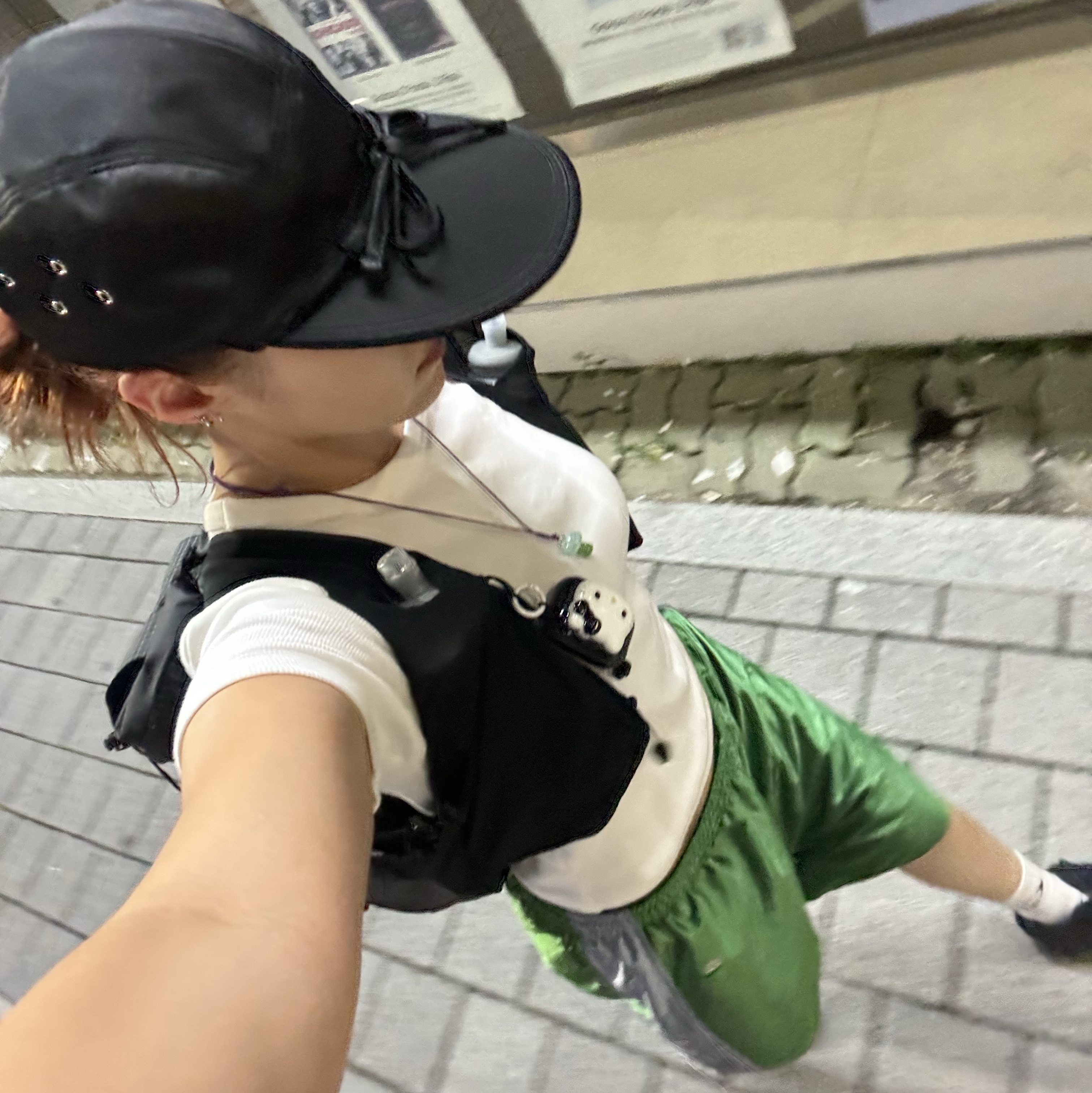 YOUCHE QS Duck Cap Black 착용 스타일