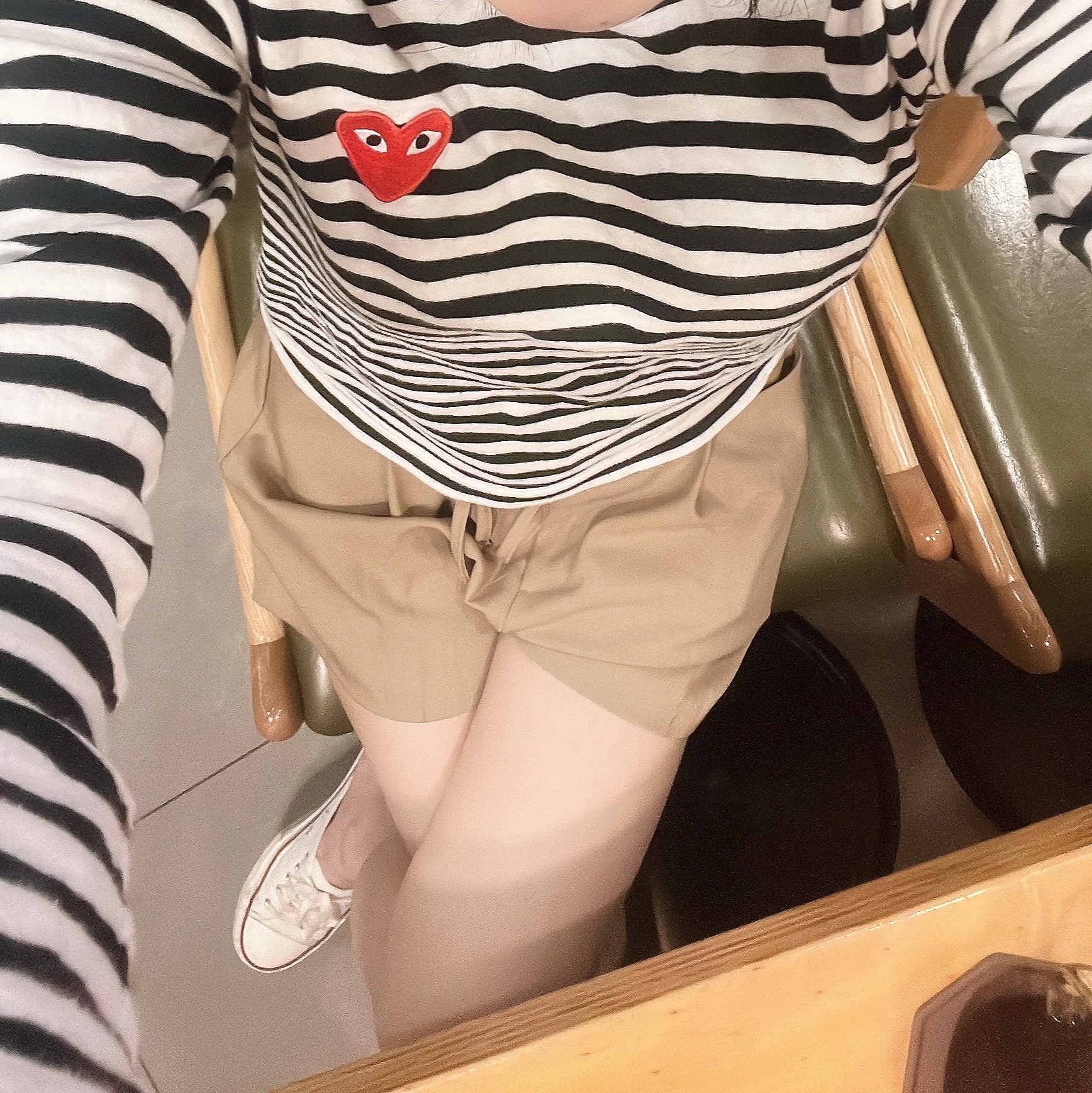 (W) Play Comme des Garcons Striped LS T-Shirt Black White 착용 스타일 - 2