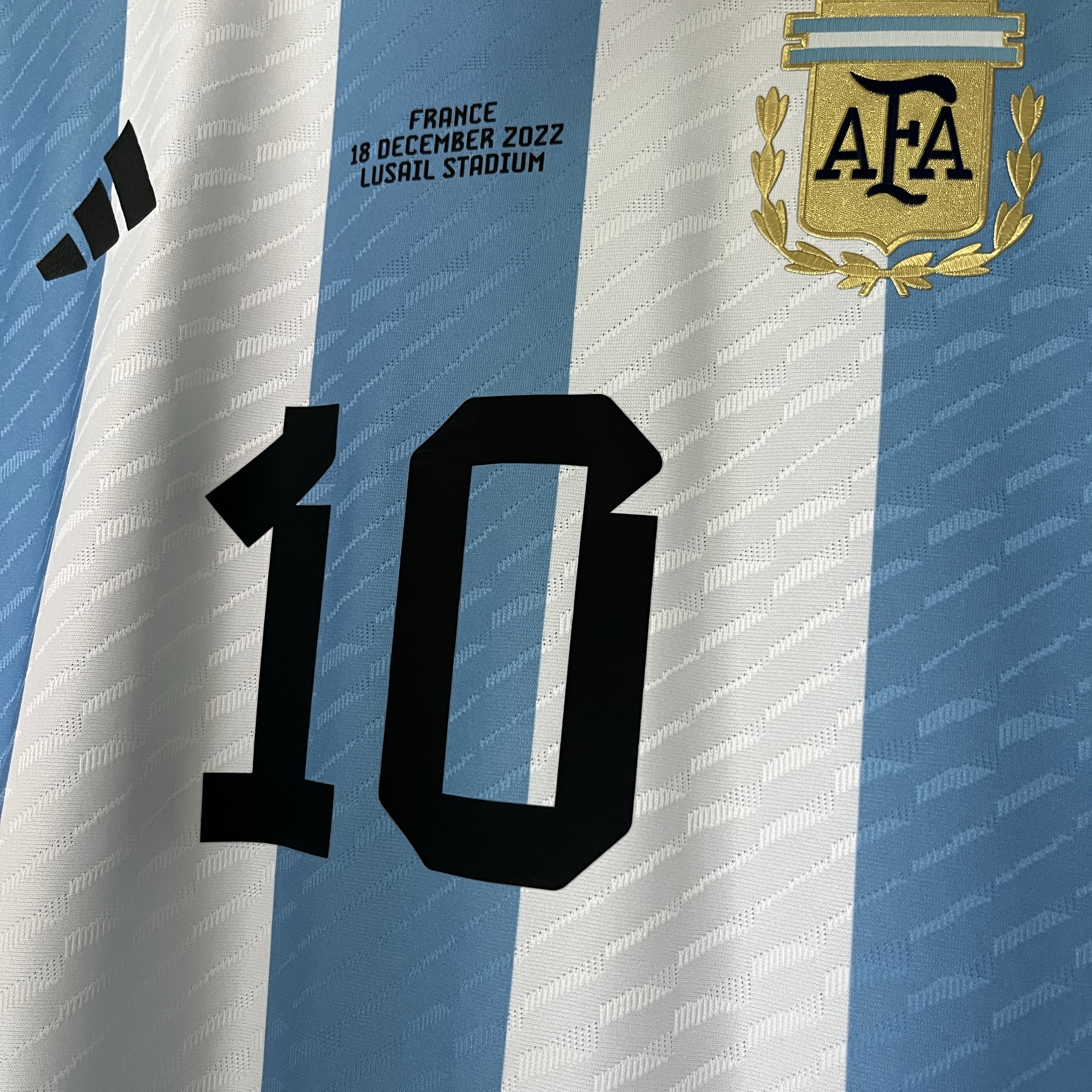 Adidas Argentina Home Authentic Jersey 2022 White Light Blue - US Sizing (Non Marking Ver.) 착용 스타일