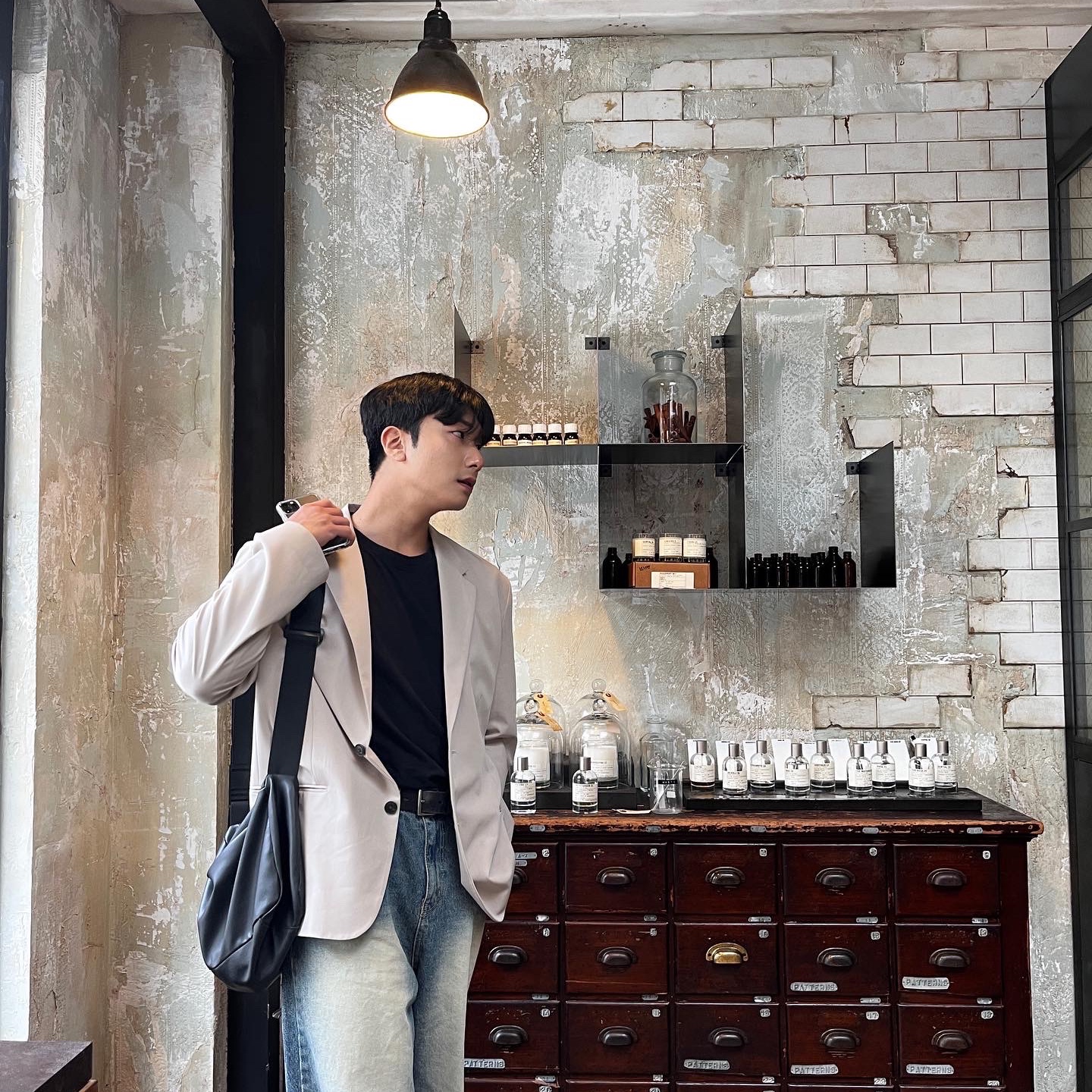 Le Labo Santal 33 Eau De Parfum 100ml, Le Labo Another 13 Eau De Parfum 50ml 착용 스타일