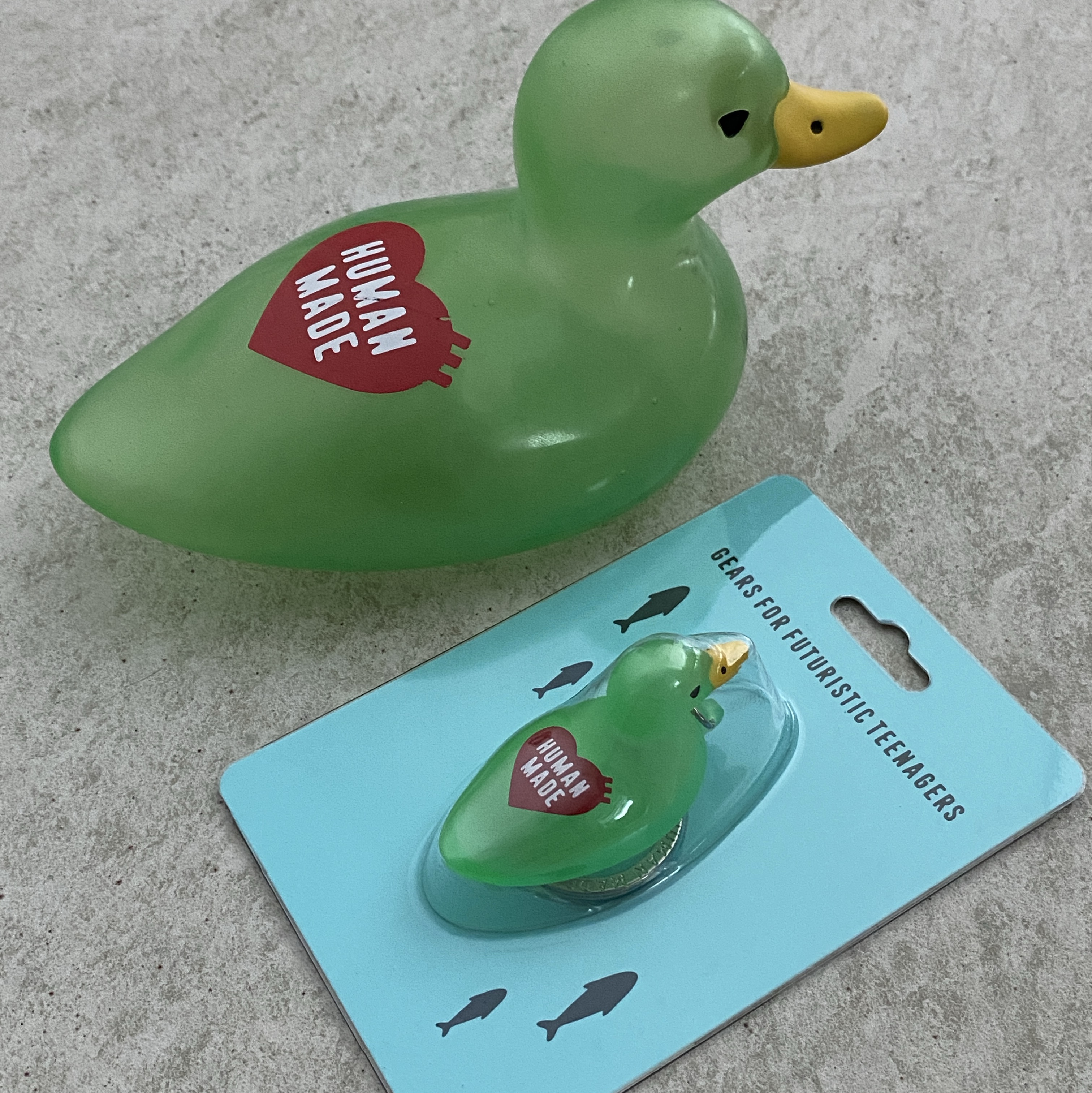 Human Made Duck PVC Key Chain Green 착용 스타일