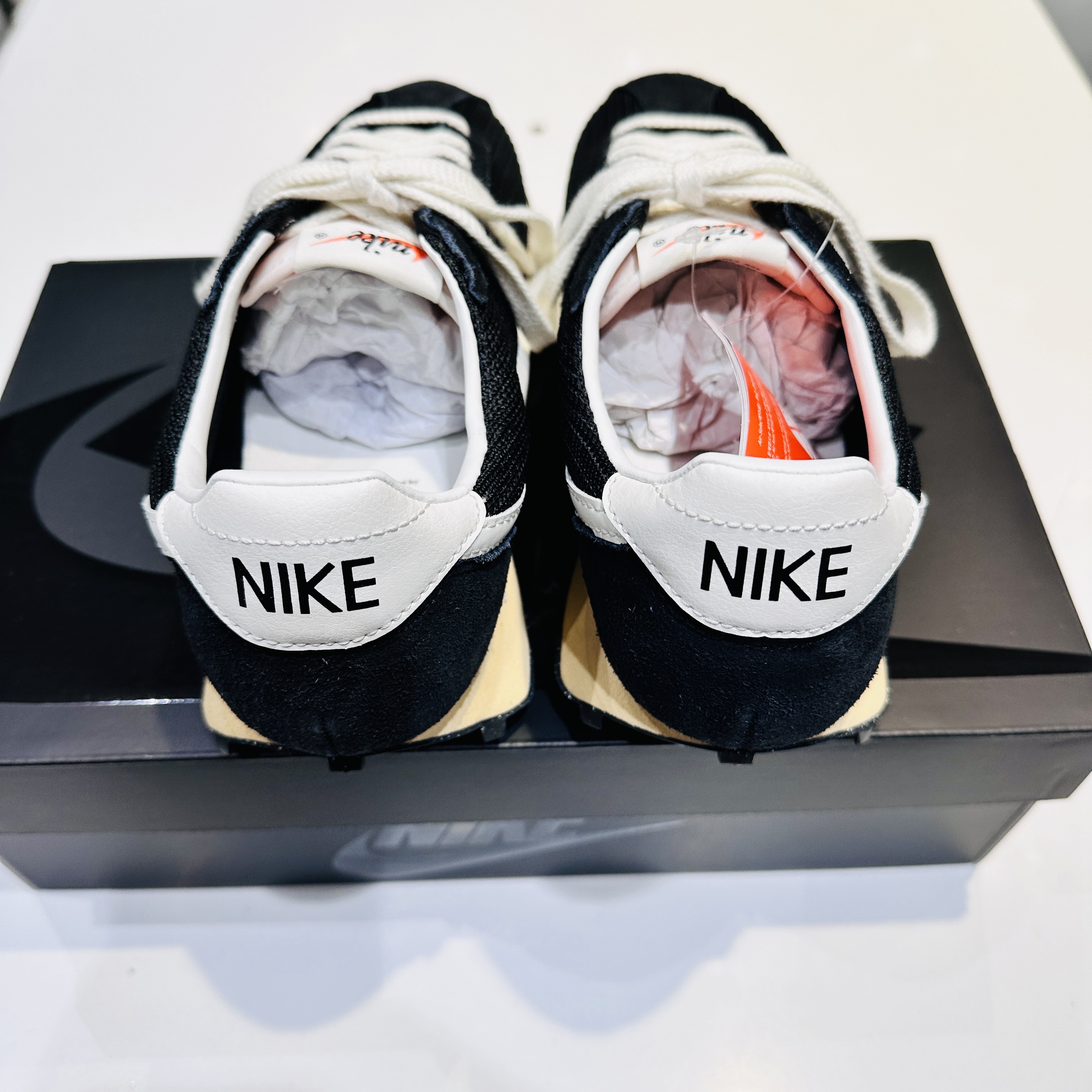 Nike LD-1000 SP Black and Sail 착용 스타일 - 3