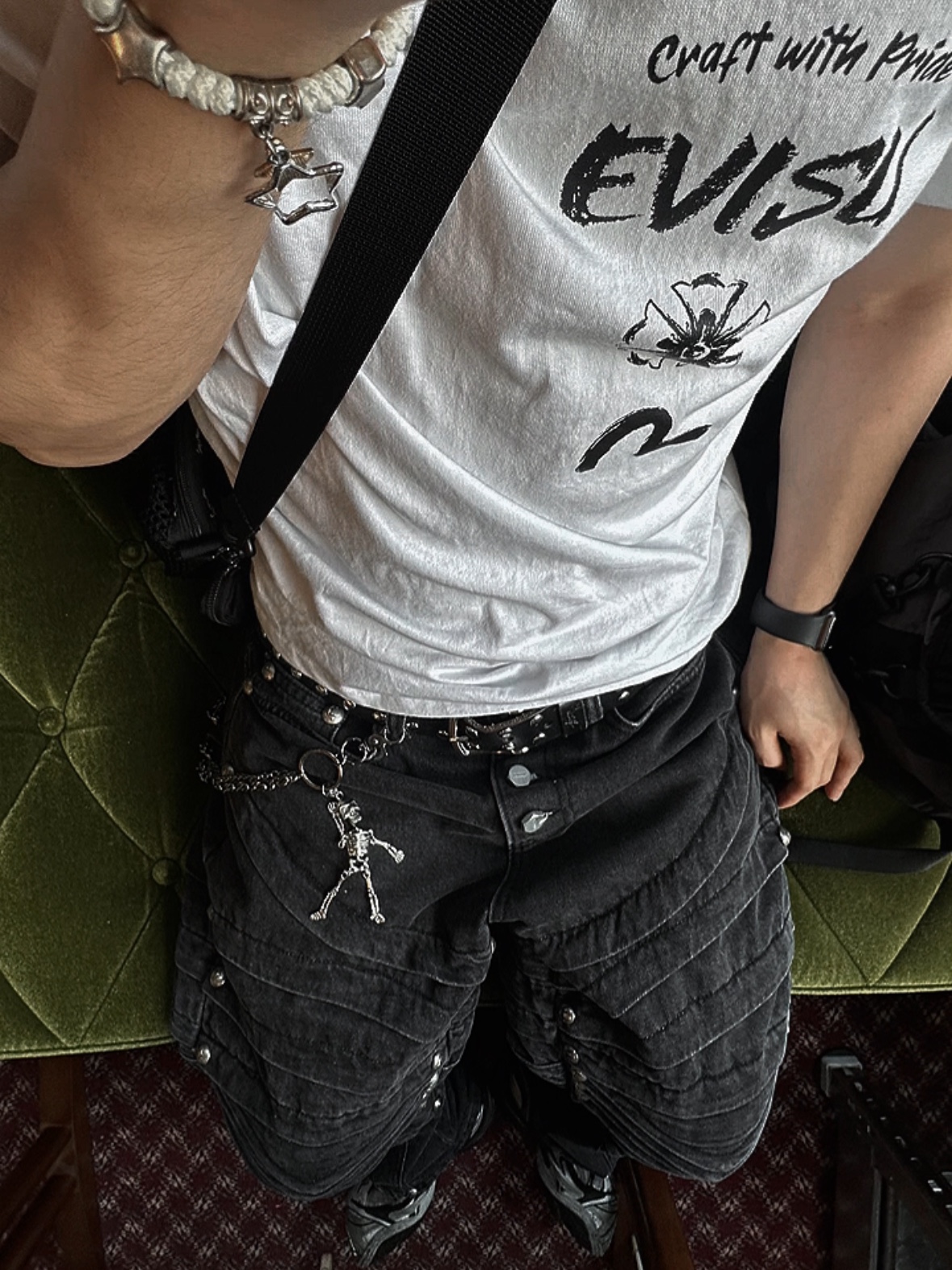 Thug Club Warrior Denim Stud Pants Black, Stussy 8 Ball Studded Belt Black 착용 스타일 - 3