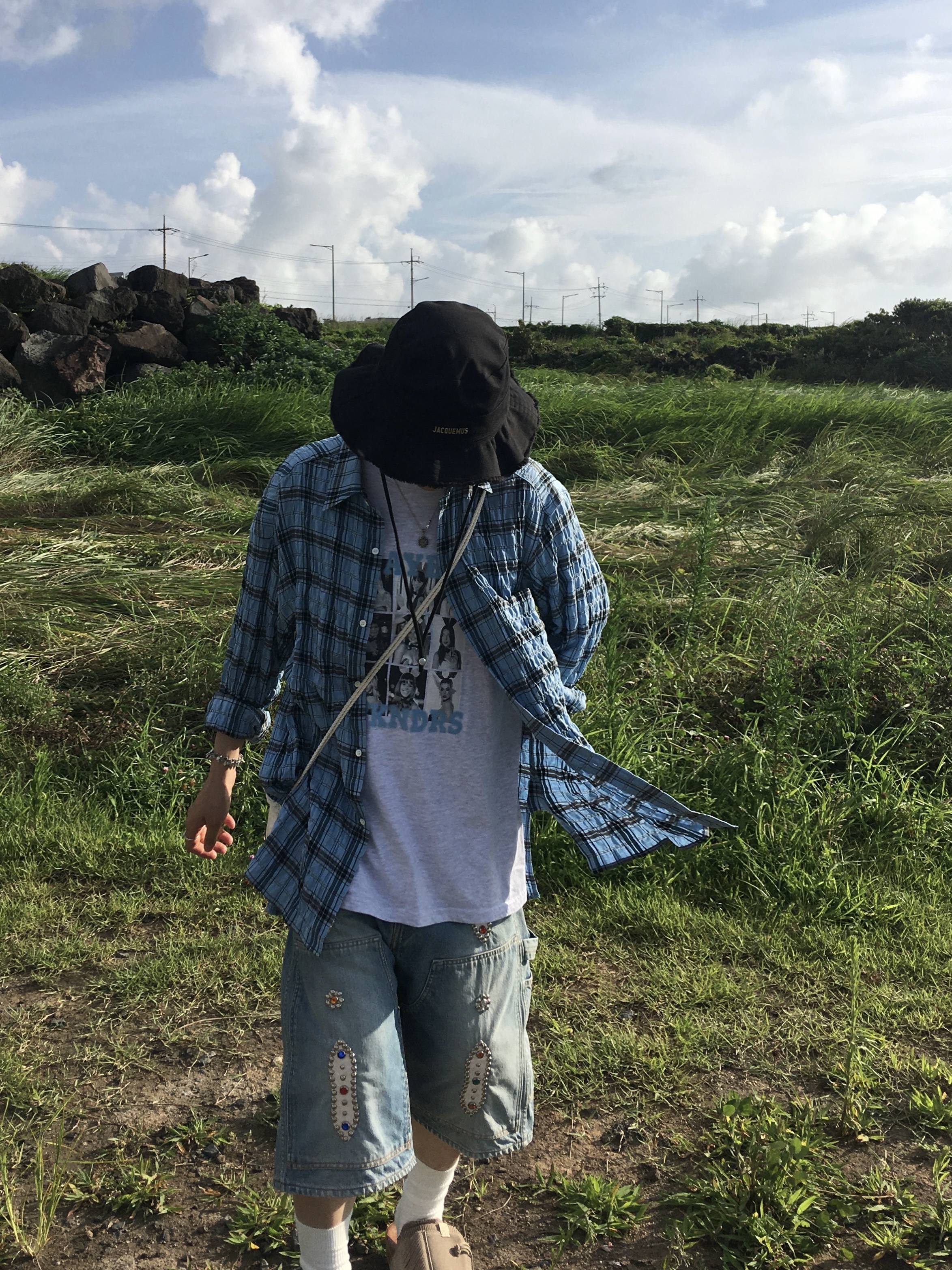 Kapital 14 oz. Denim Short Pants Studs Remake Indigo (Processing), Visvim Christo Shaman Folk Sand - 24SS 착용 스타일 - 3