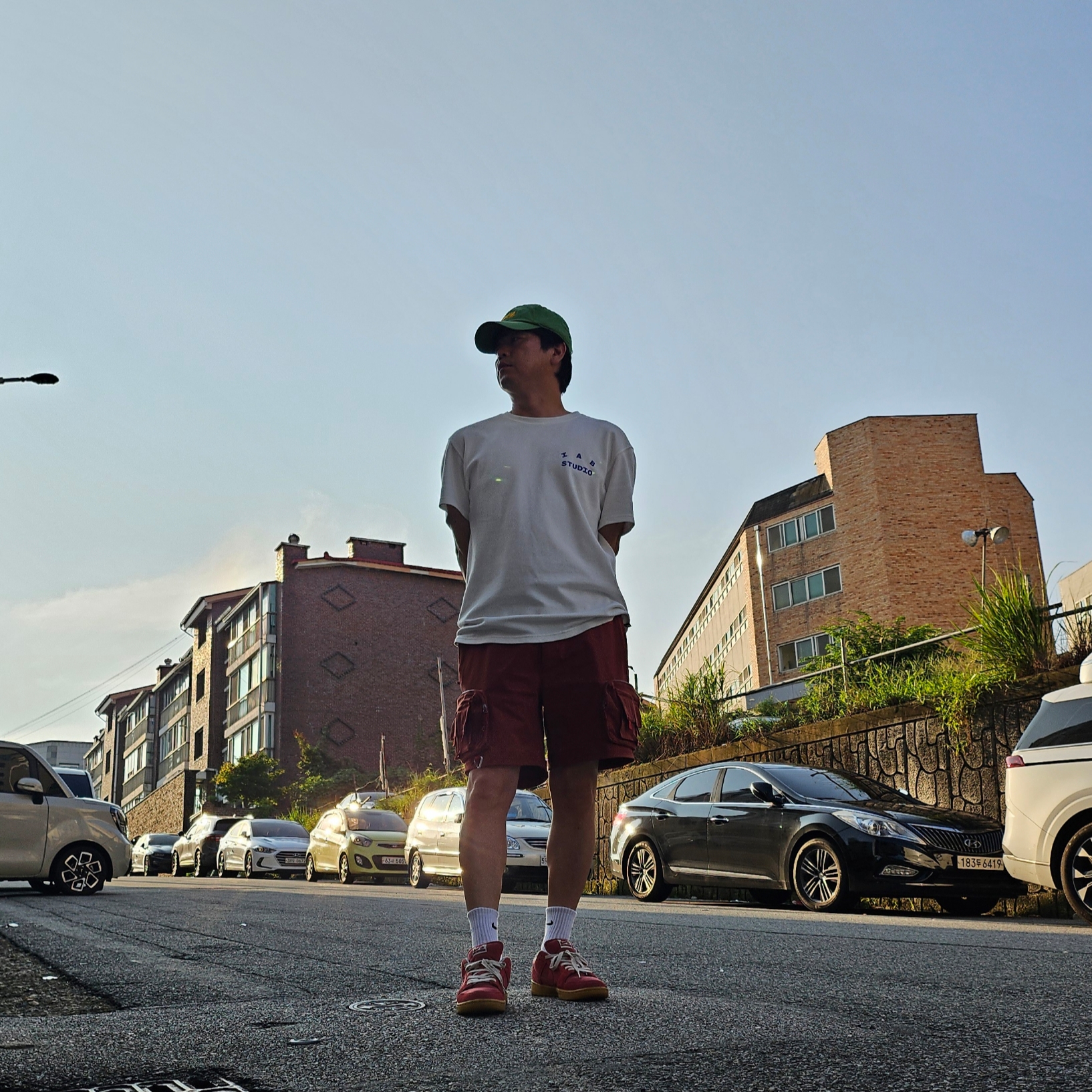 Nike SB Dunk Low Adobe, Nike ACG Cargo Shorts Redstone - Asia 착용 스타일 - 2
