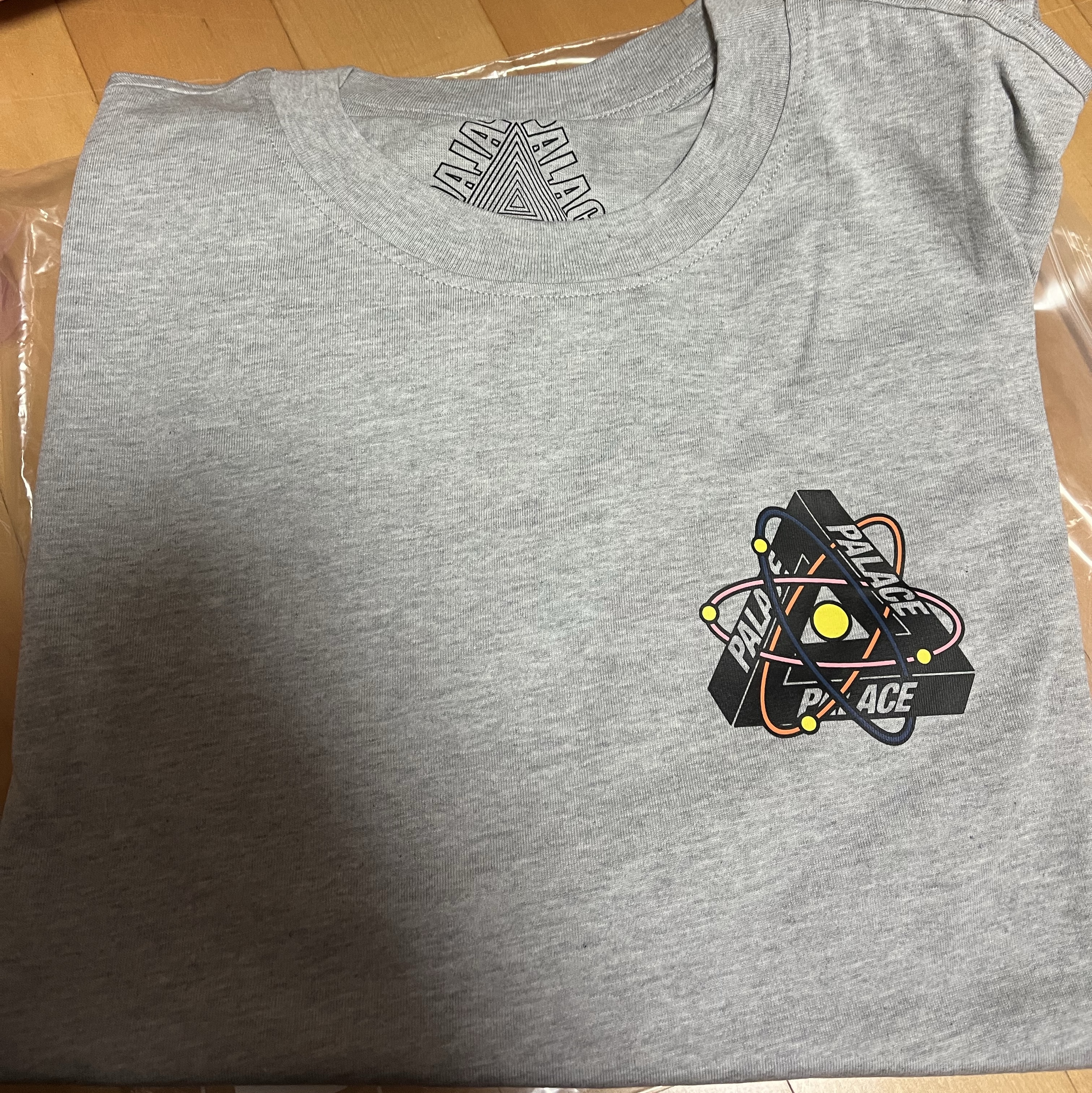 Palace Tri-Atom T-Shirt Grey Marl - 22FW 착용 스타일