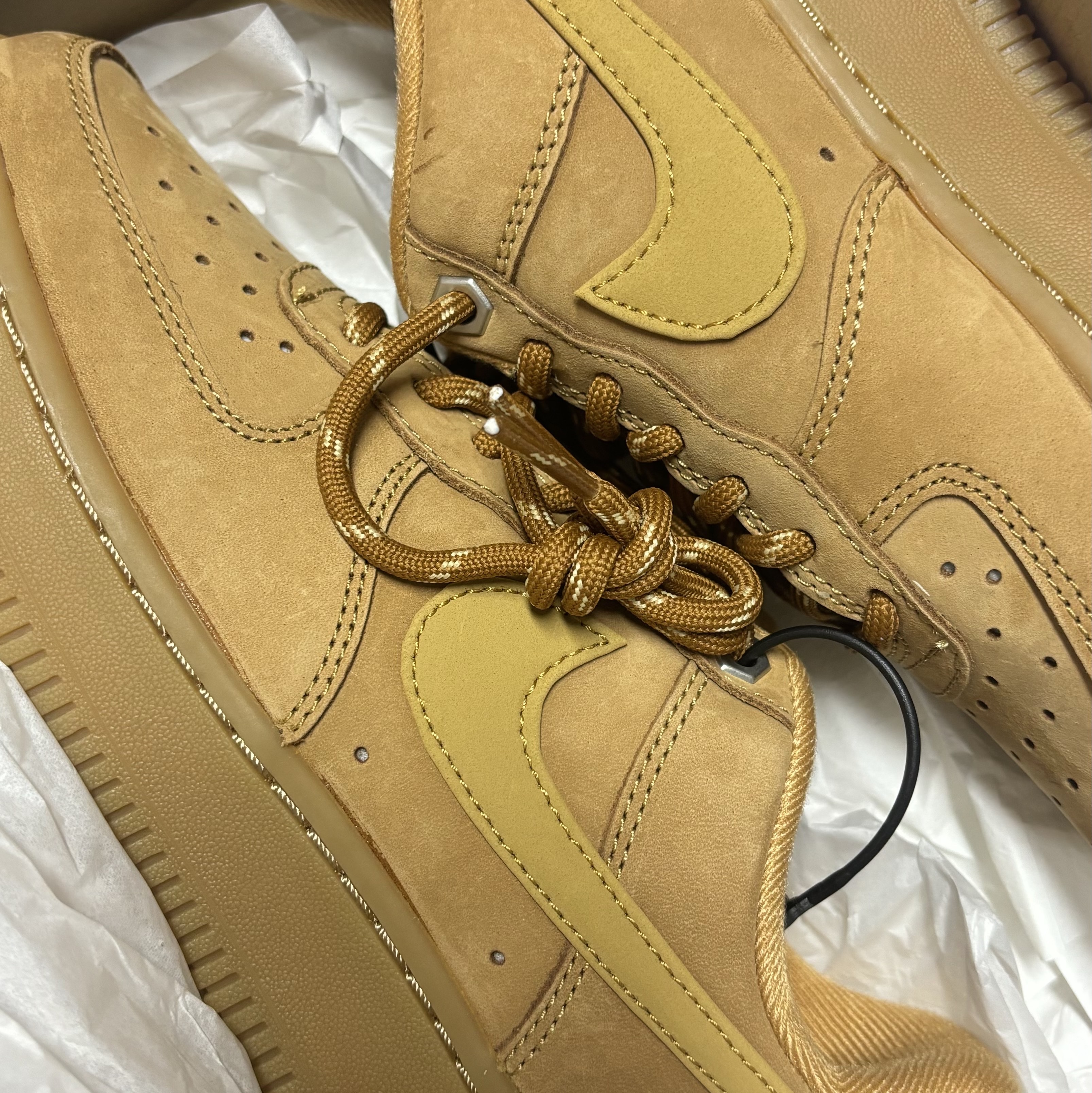 (W) Nike Air Force 1 '07 WB Flax Wheat 착용 스타일 - 2