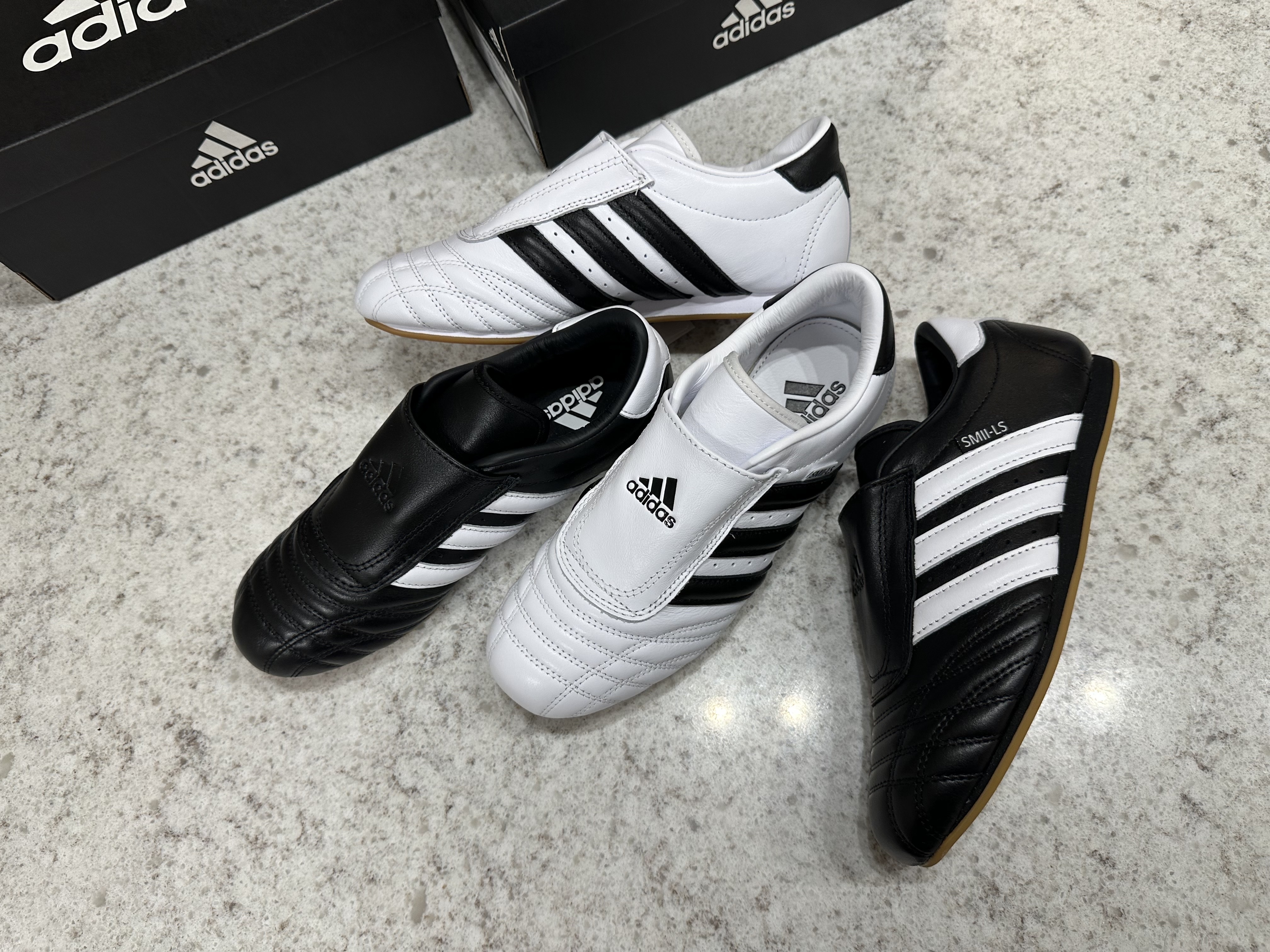 (W) Adidas Taekwondo Core Black Cloud White, (W) Adidas Taekwondo Cloud White Core Black 착용 스타일 - 4
