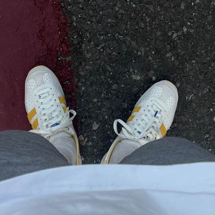 (W) Adidas Japan Off White Spark 착용 스타일
