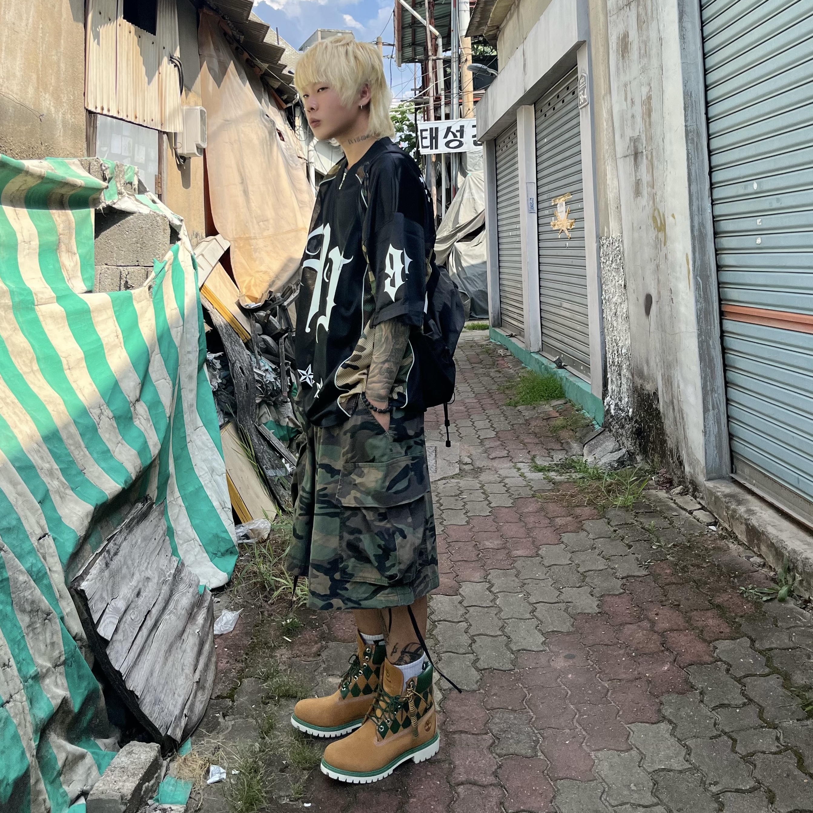 KASINA x Timberland 6 In Premium Vibram GTX Wheat 착용 스타일 - 2