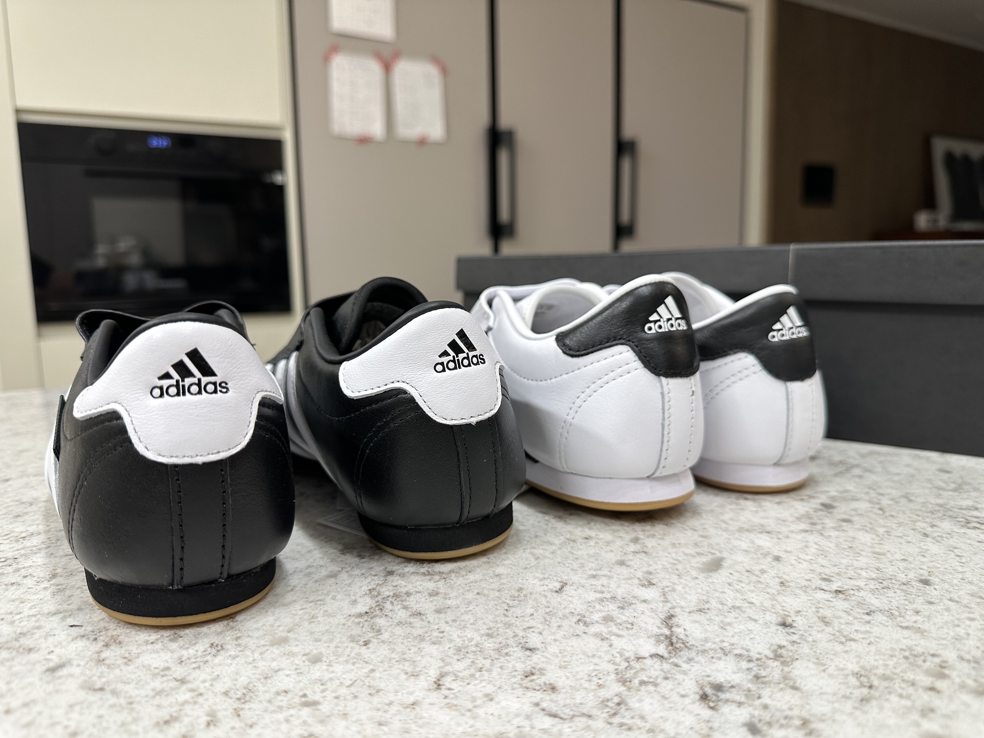 (W) Adidas Taekwondo Core Black Cloud White, (W) Adidas Taekwondo Cloud White Core Black 착용 스타일 - 3