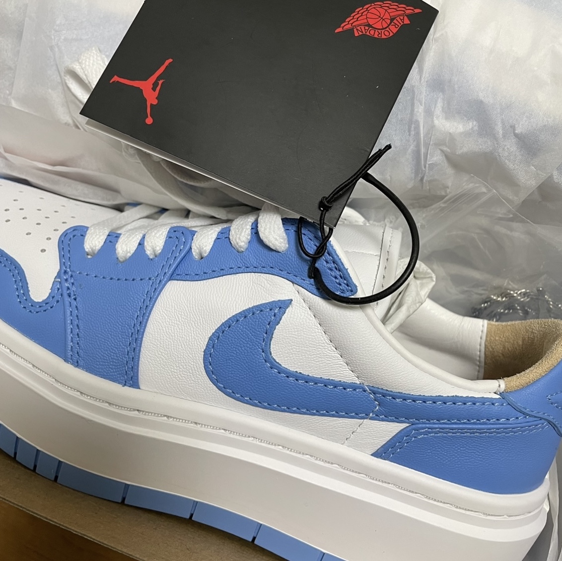 (W) Jordan 1 Elevate Low White and Wolf Grey 착용 스타일