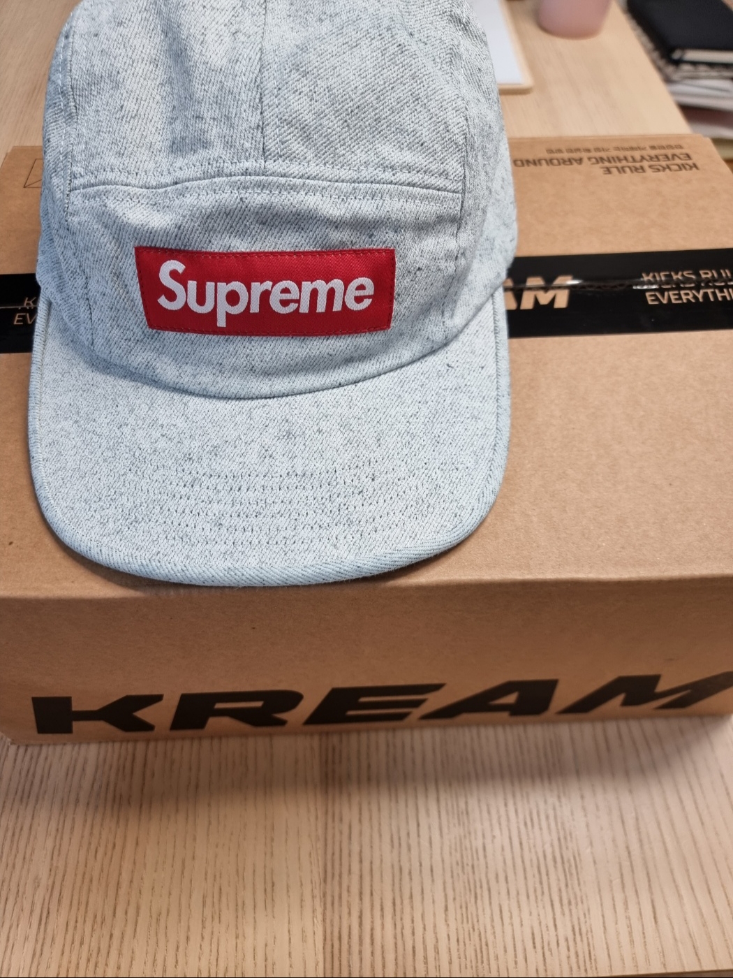 Supreme Coated Denim Camp Cap White - 24SS 착용 스타일 - 1
