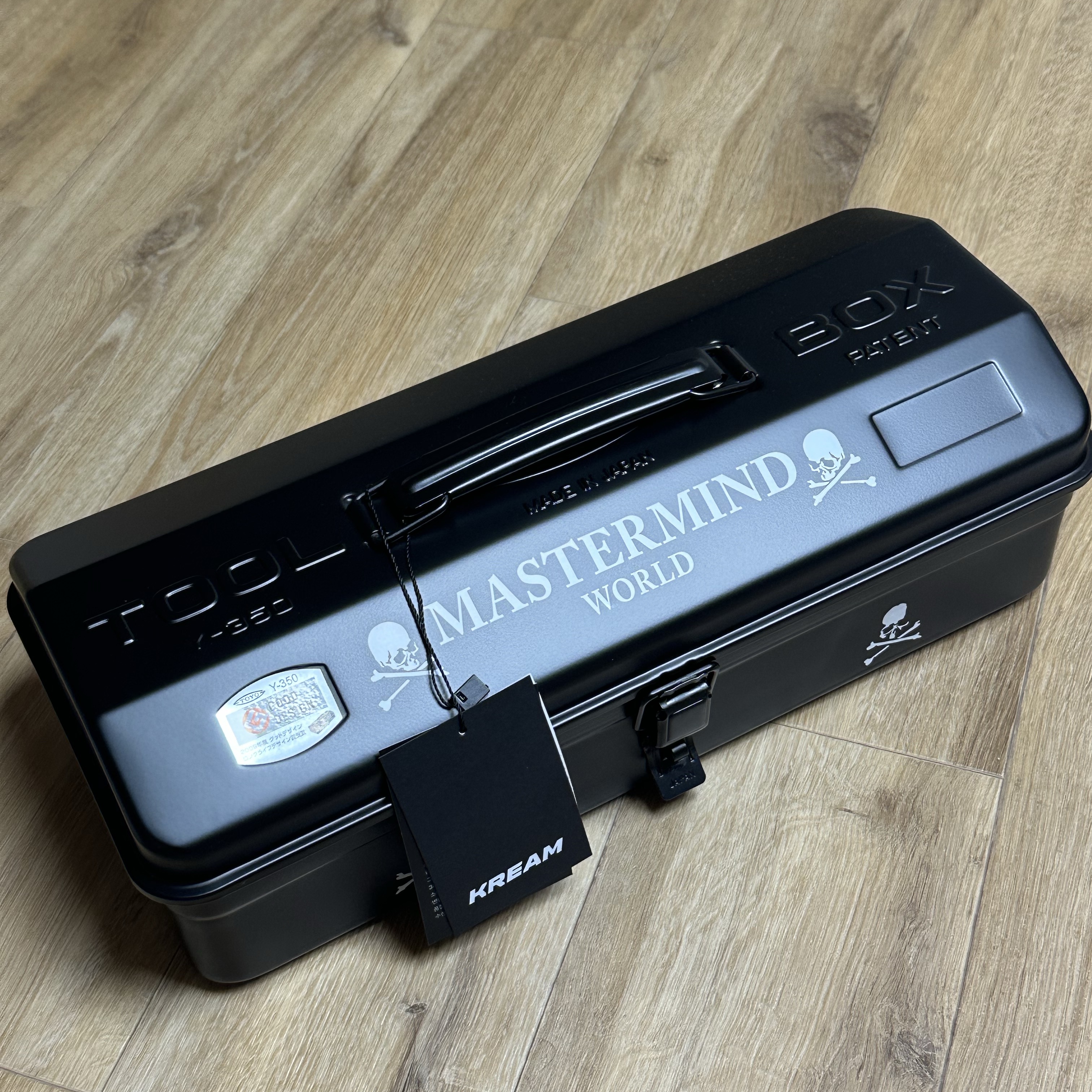 Mastermind Wolrd x Toyo Steel Y-350 ToolBox - 24FW 착용 스타일