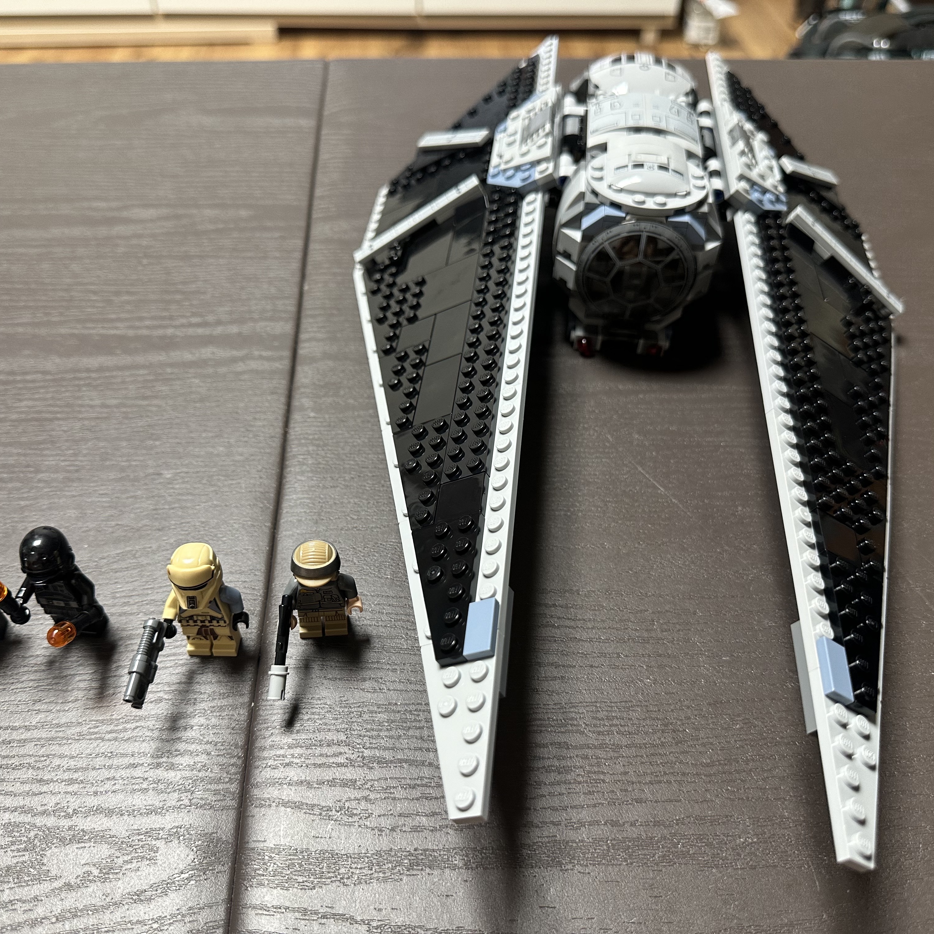 Lego Star Wars TIE Striker 착용 스타일 - 1