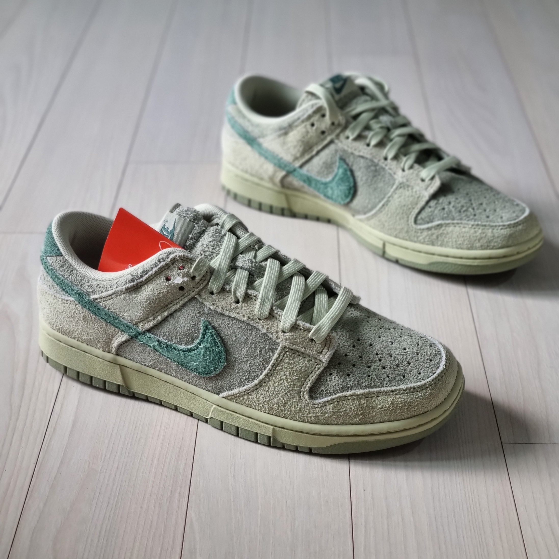(W) Nike Dunk Low Olive Aura and Oil Green 착용 스타일