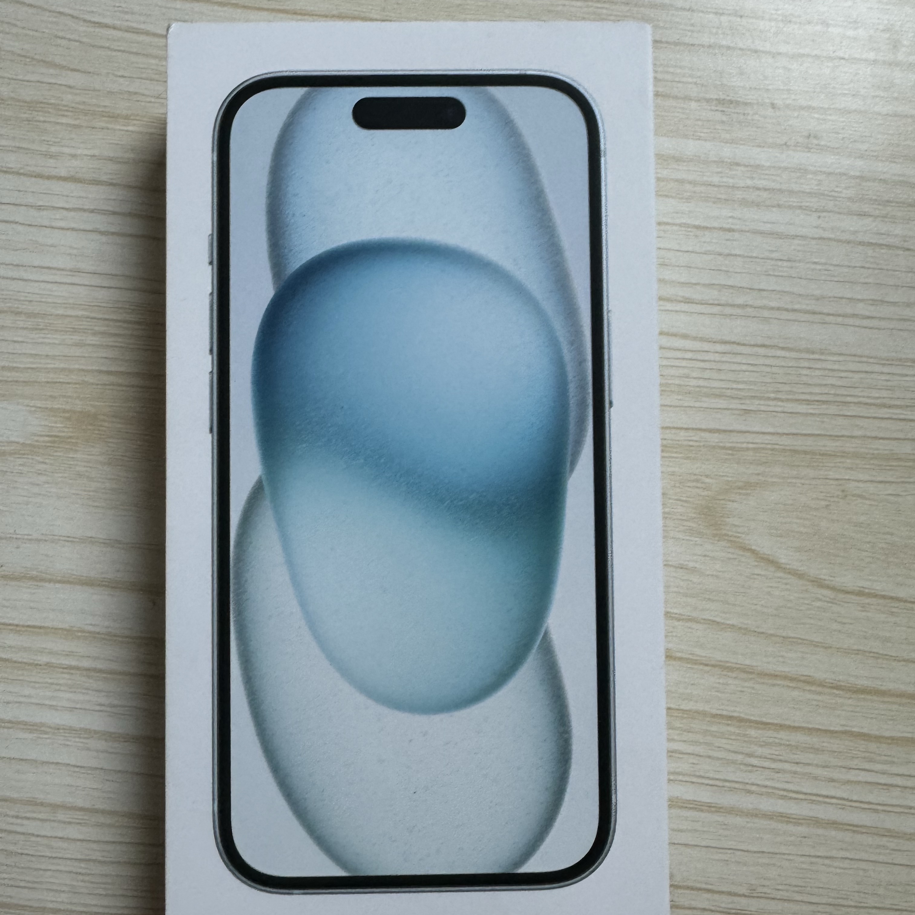 Apple iPhone 15 128GB Blue (Korean Ver.) 착용 스타일