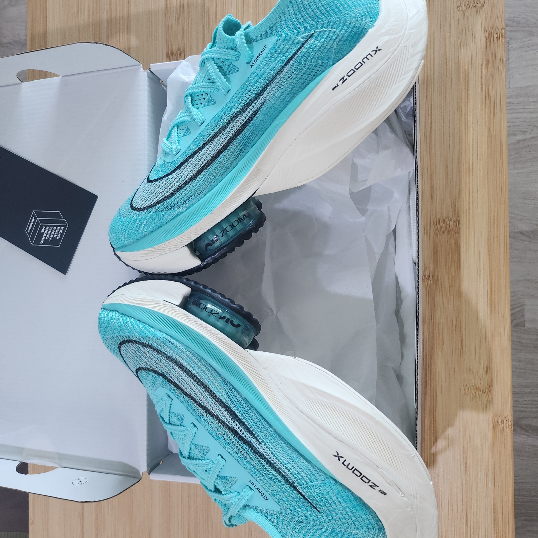(W) Nike Air Zoom Alphafly Next% Hyper Turquoise 착용 스타일 - 3