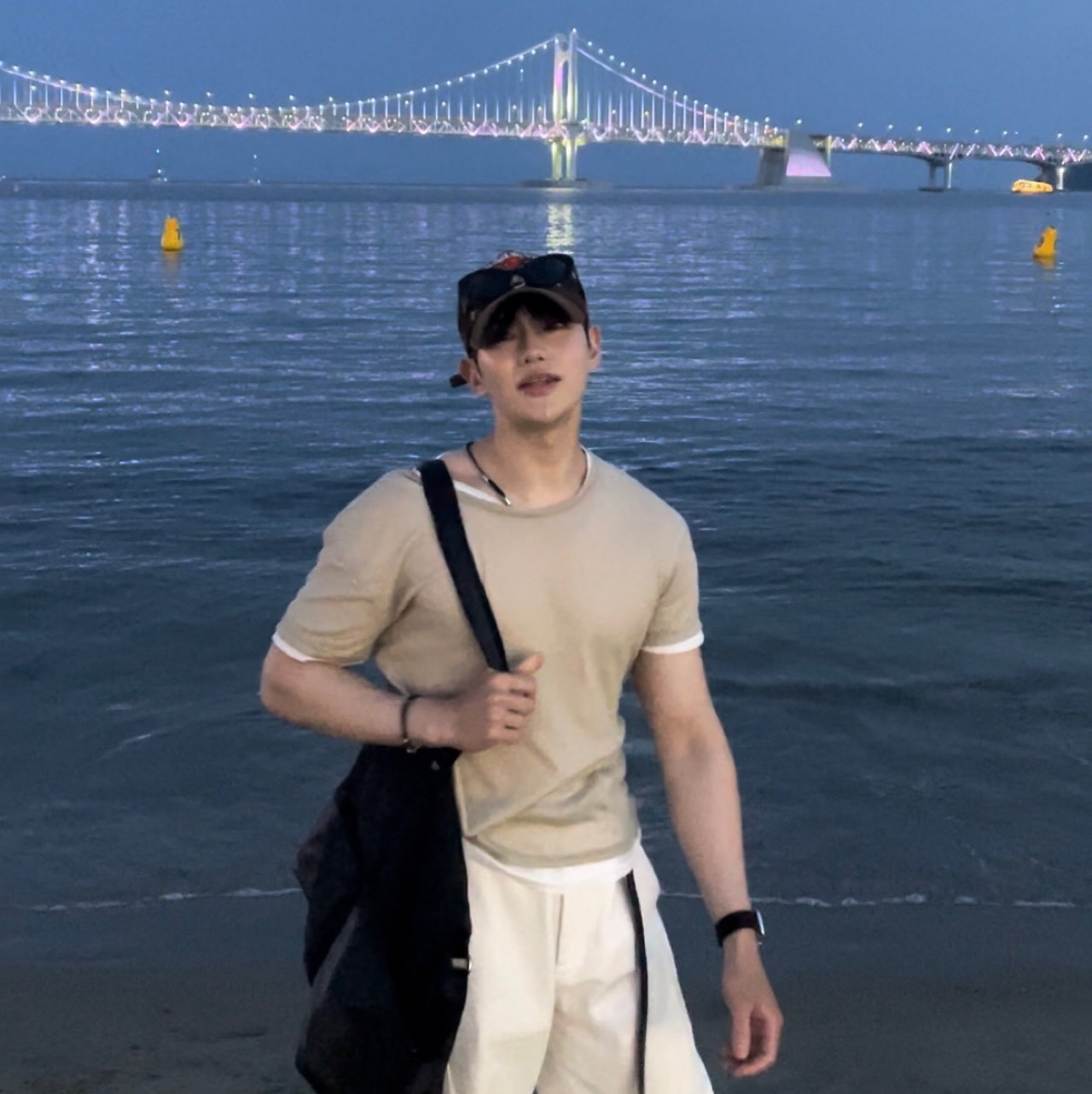 Sentiments No.260 Necklace, Apple Watch SE 40mm GPS Silver Aluminum Case with Sport Band White (Korean Ver.) 착용 스타일 - 1