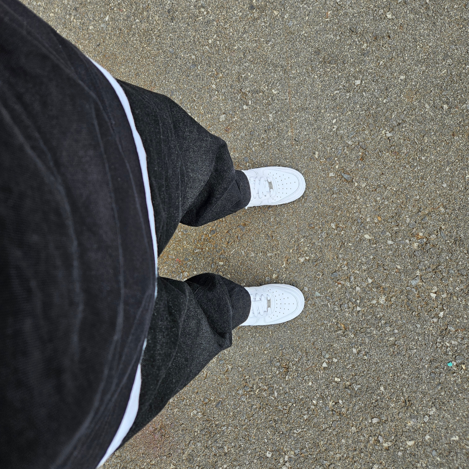 (W) Nike Air Force 1 '07 Low White 착용 스타일