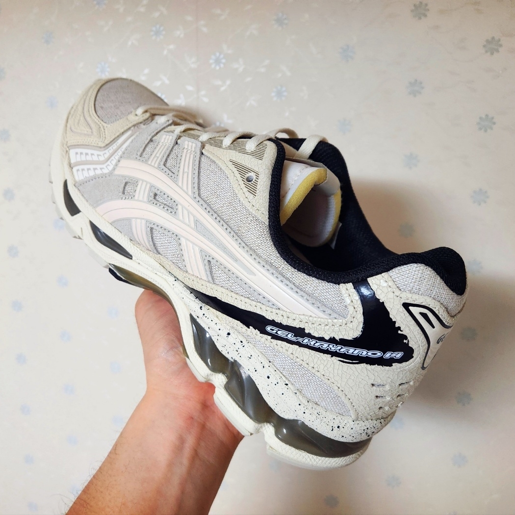 Asics Gel-Kayano 14 Imperfection Pack Cream 착용 스타일 - 2