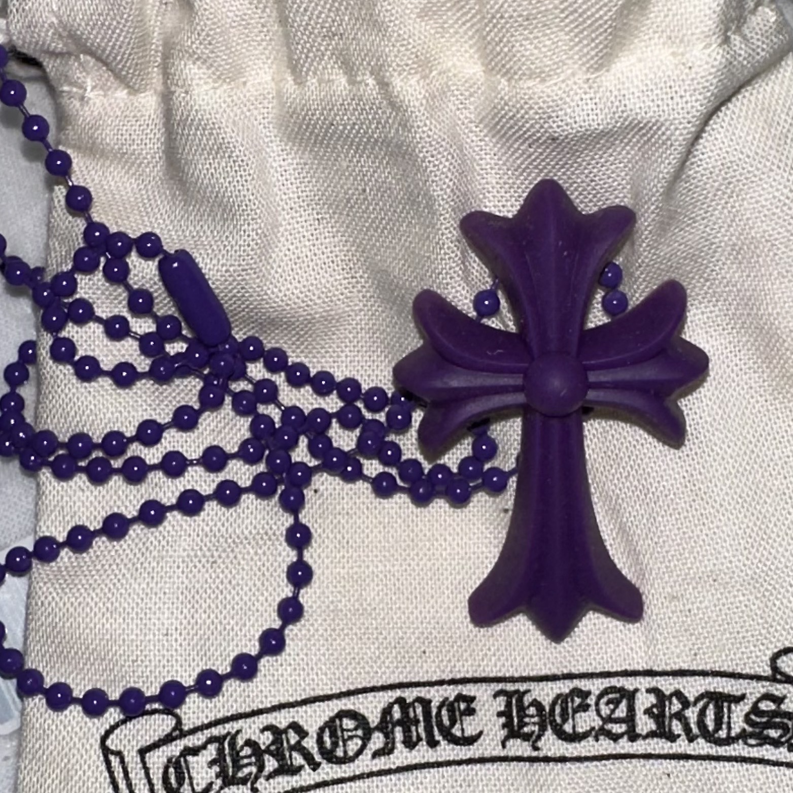 Chrome Hearts Silichrome CH Cross Pendant Purple 2022/2023 착용 스타일
