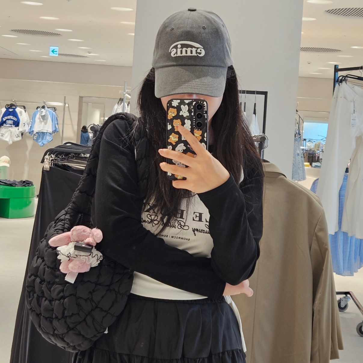 Emis New Logo Pigment Ball Cap Black, Jellycat Bashful Bunny Bag Charm Tulip 착용 스타일
