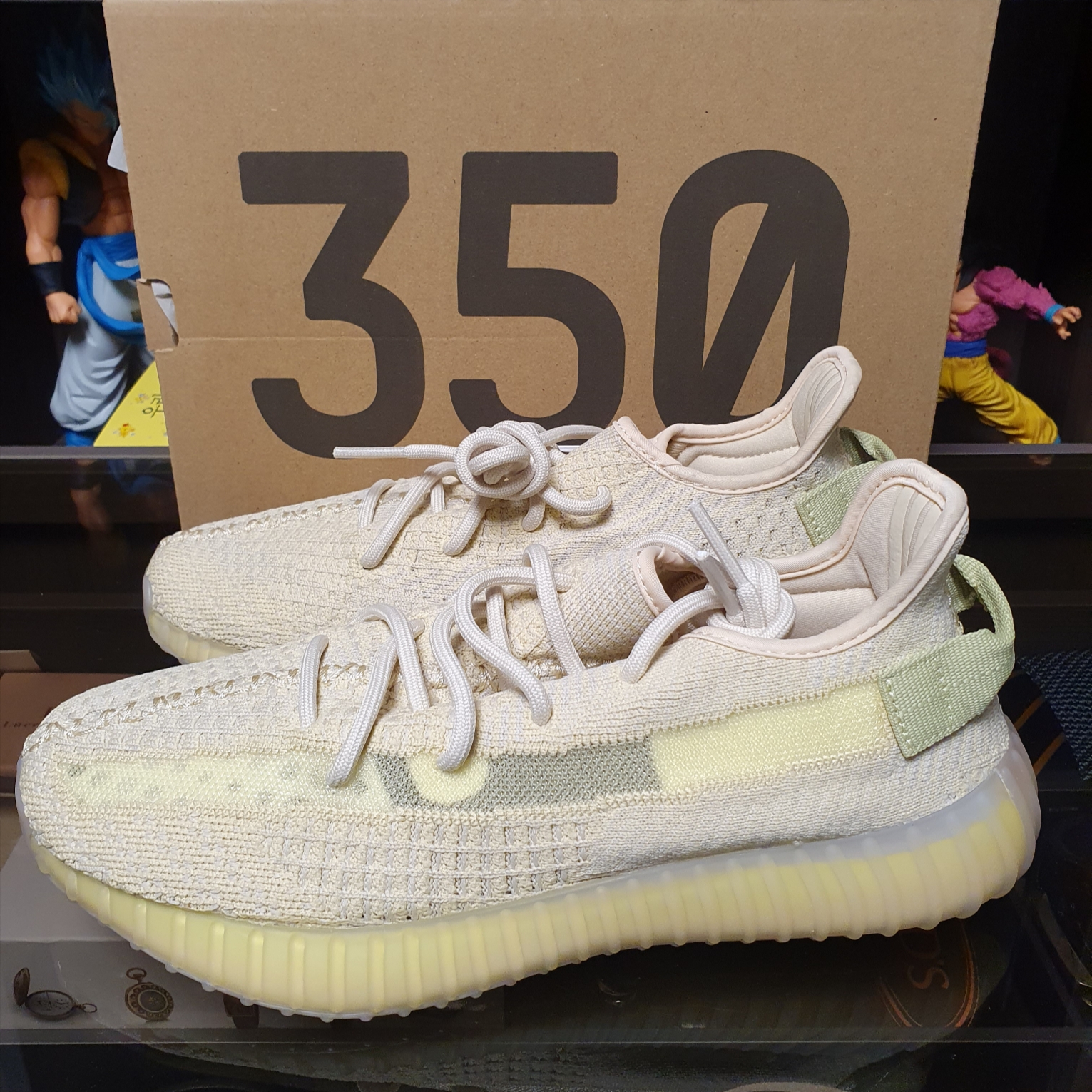 Adidas Yeezy Boost 350 V2 Flax 2022 착용 스타일 - 2