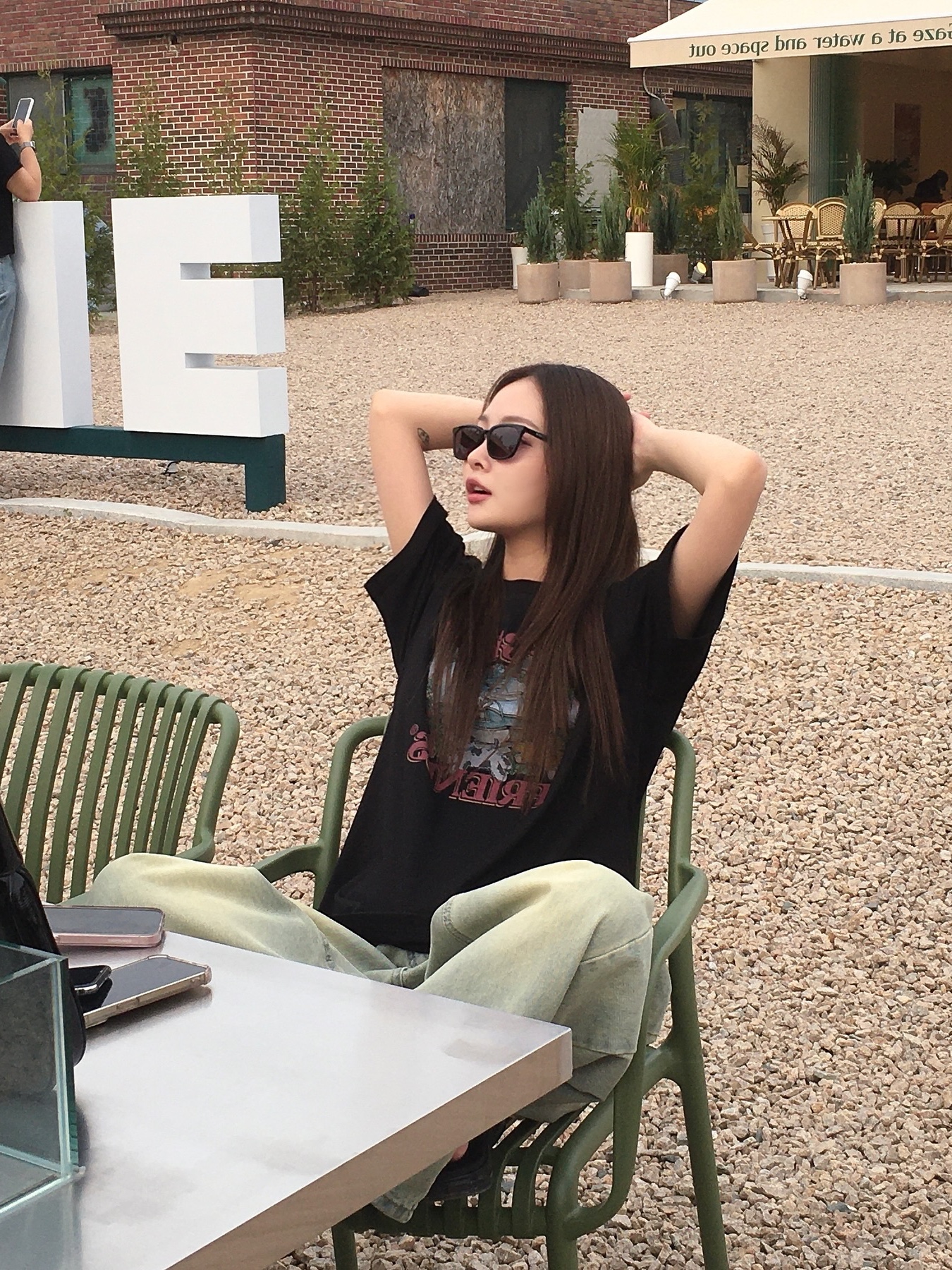 RDVZ Original Puppy Friends T-shirt Black 착용 스타일 - 3
