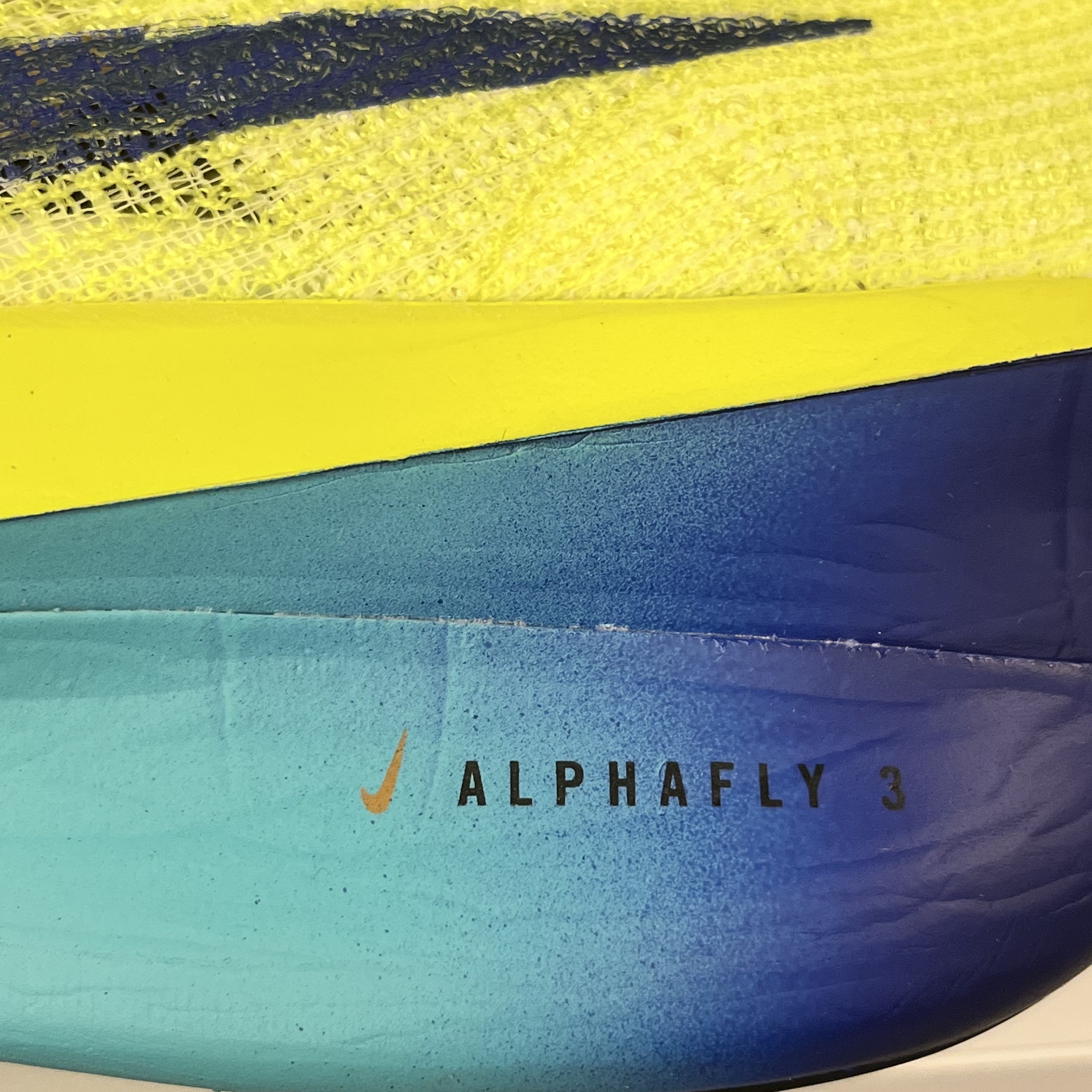 Nike Air Zoom Alphafly Next% 3 Volt 착용 스타일 - 3